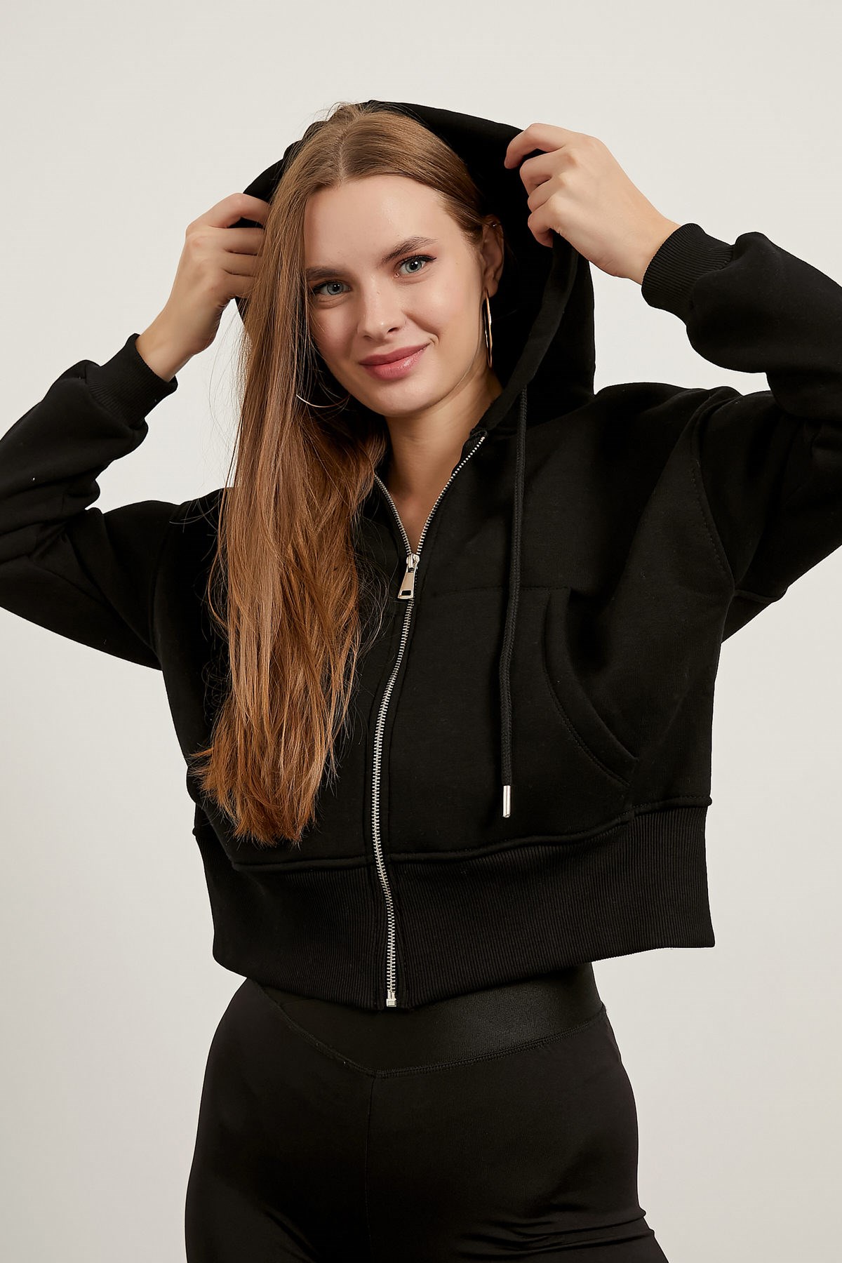 ARMALİFE Fermuarlı Kapşonlu Kısa Üçiplik Şardonlu Bayan Sweat - 103 - Siyah  Sweatshirt