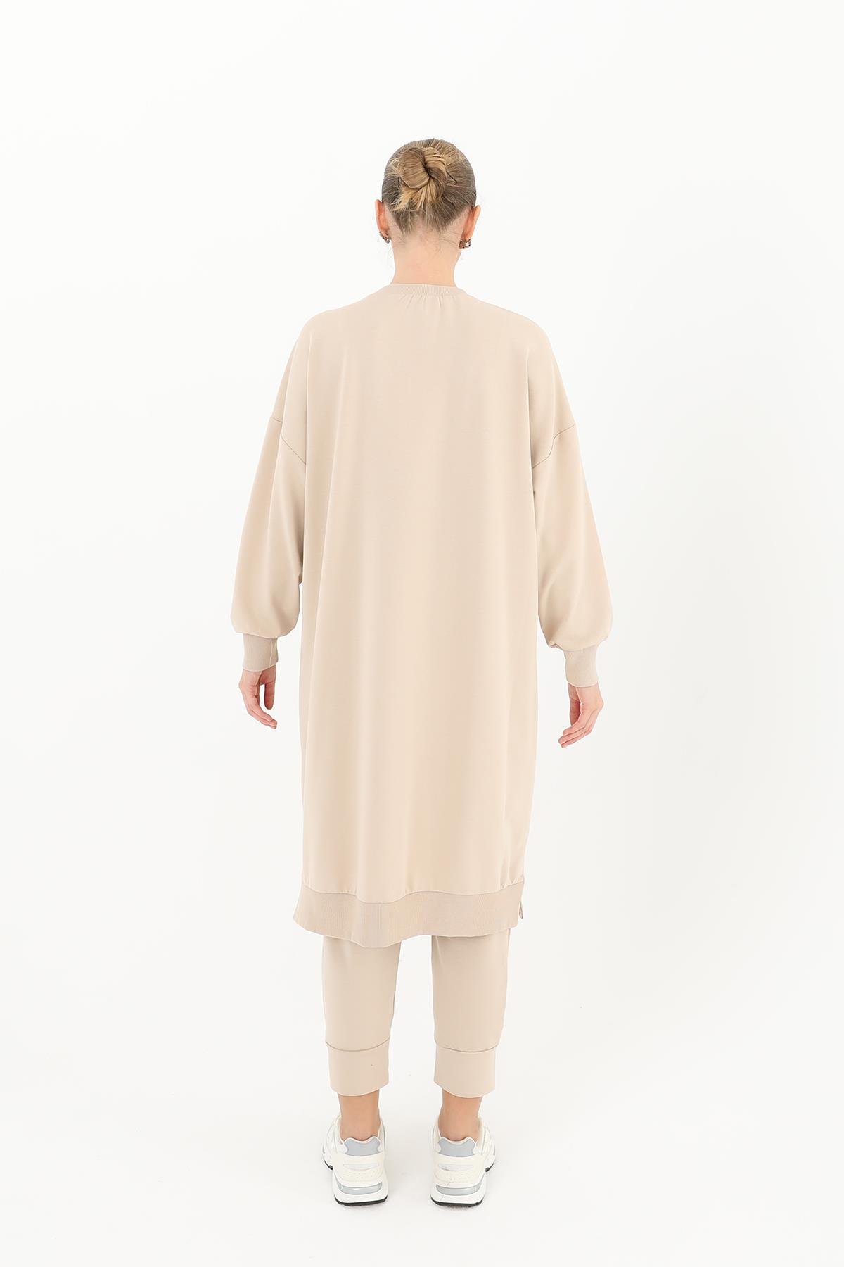 PUANE Bisiklet Yaka Basic Uzun Boy Tunik 30645 - Koyu Bej Bisiklet Yaka Basic Uzun Boy Tunik 30645 - Koyu Bej - Bilen Giyim Tunik 