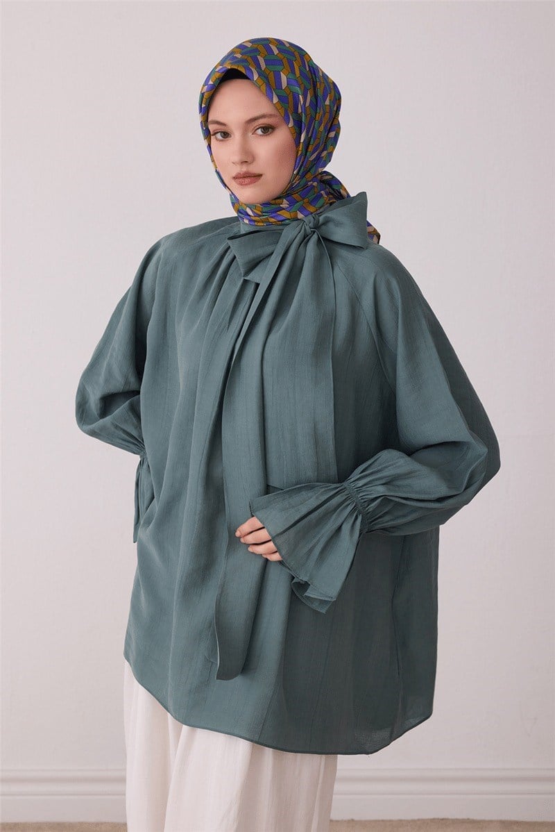 Belli 4407 Labirent Kareler Geometrik %100 Twill İpek Eşarp - İndigo Eşarp BELLI 