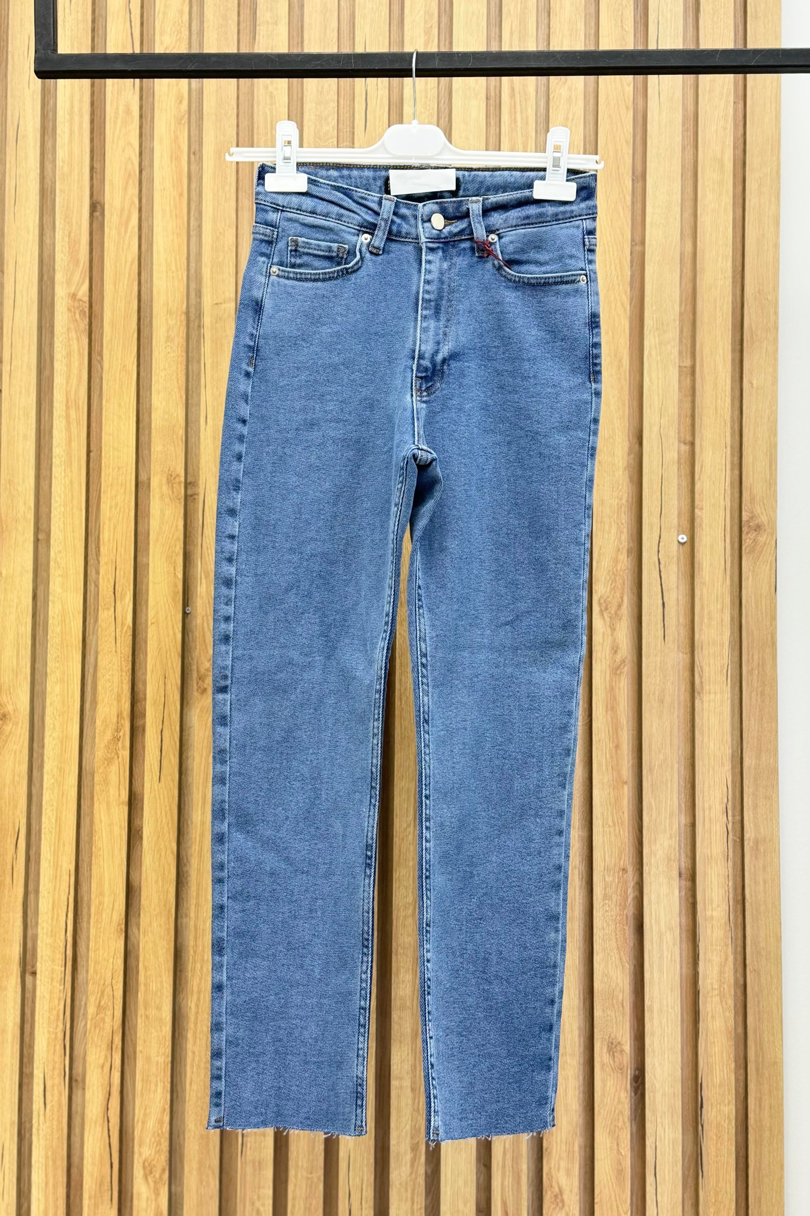 Dikişsiz Paça Yüksek Bel Mom Fit Kot Pantolon Melbourne 764 - OMD