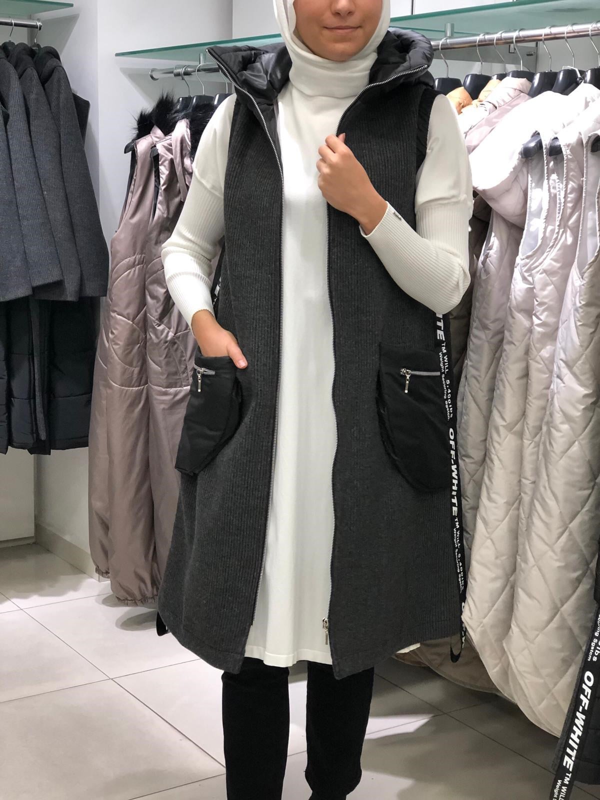 ESKİEski 4021 Arka Şişme Ön Triko Detay Yelek - Siyah