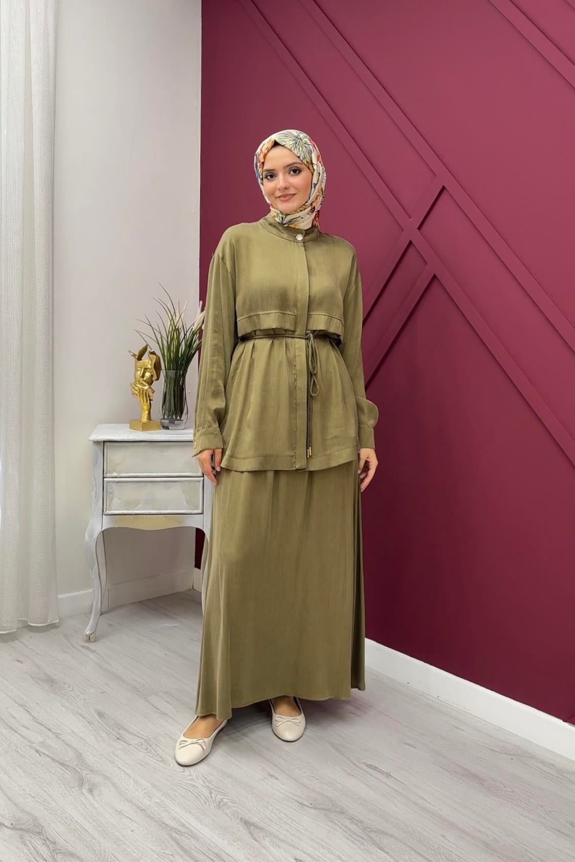 HİLAY Hilay New Jasmine Etekli Takım - Haki Hilay New Jasmine Etekli Takım - Haki - Bilen Giyim Takım 