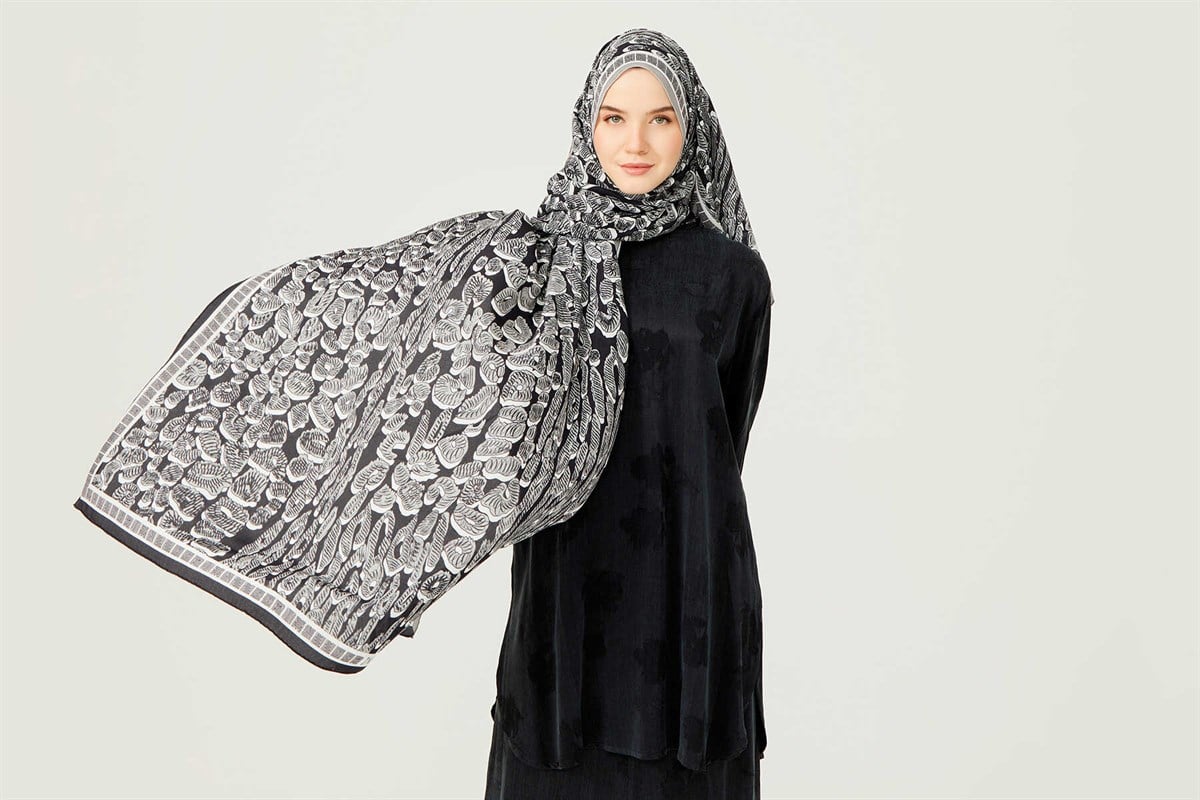 İMANNOOR İmannoor Doğunun Leoparı İpek Şal 4004 - Siyah  Şal