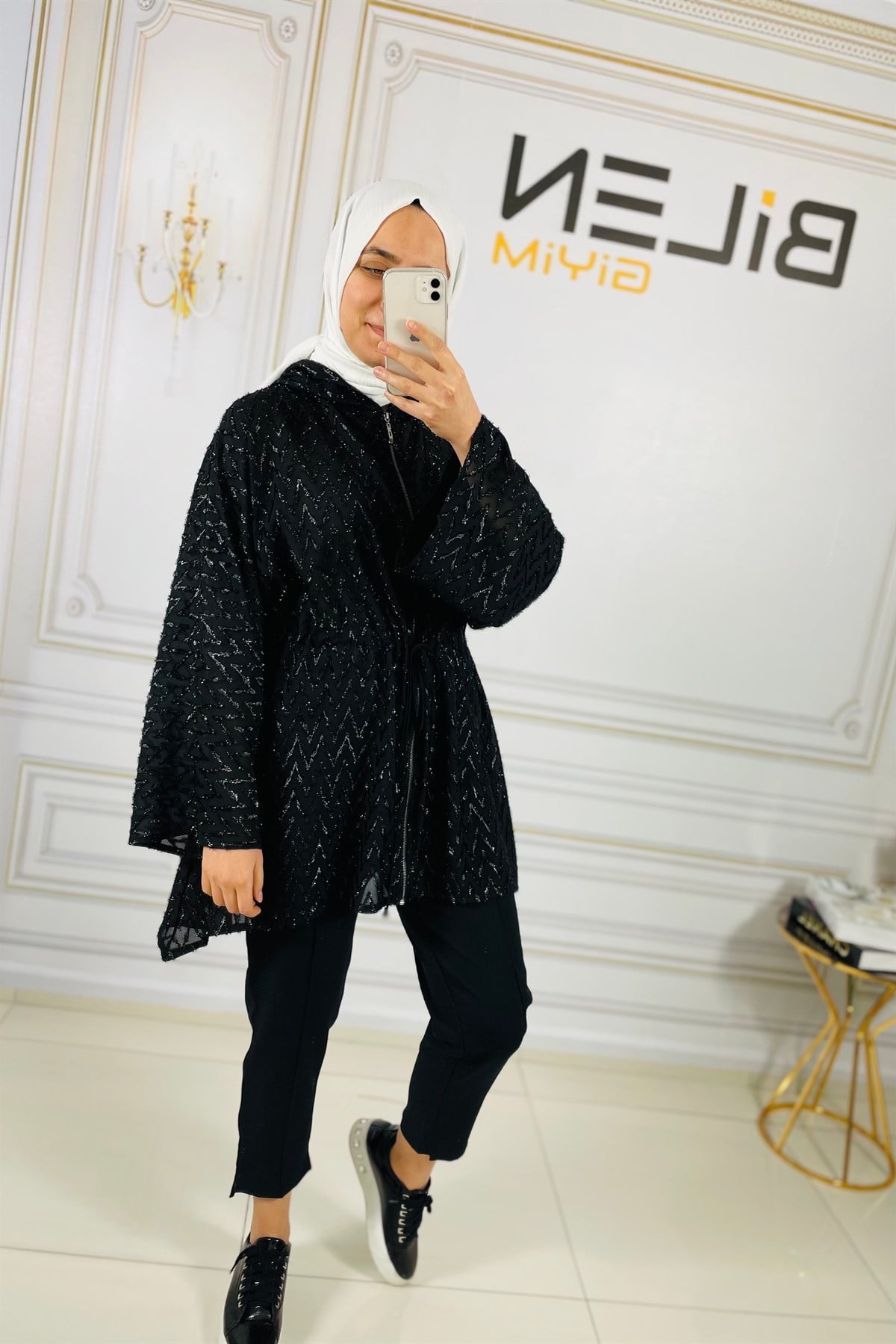JUPE STOREJupe 9062 Simli Kap - Siyah
