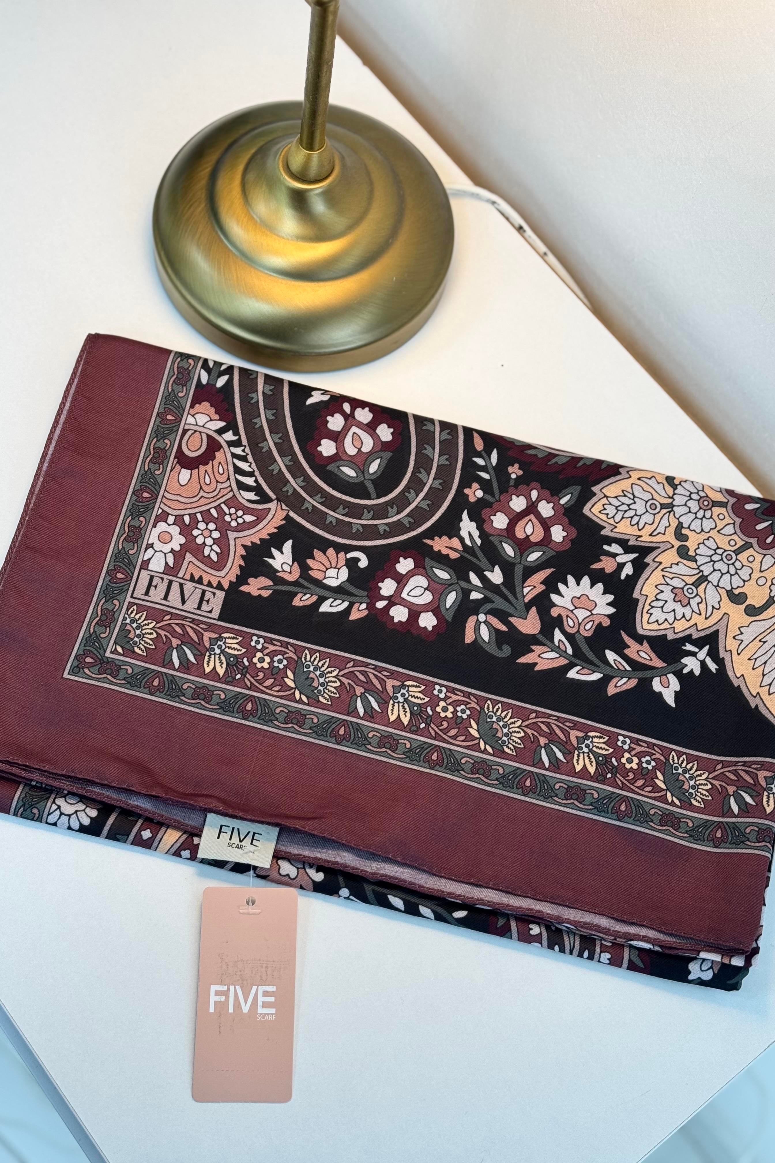 LEVİDOR Levidor 11174 Retro Desenli Şal - Bordo Levidor 11174 Retro Desenli Şal - Bilen Giyim Şal 