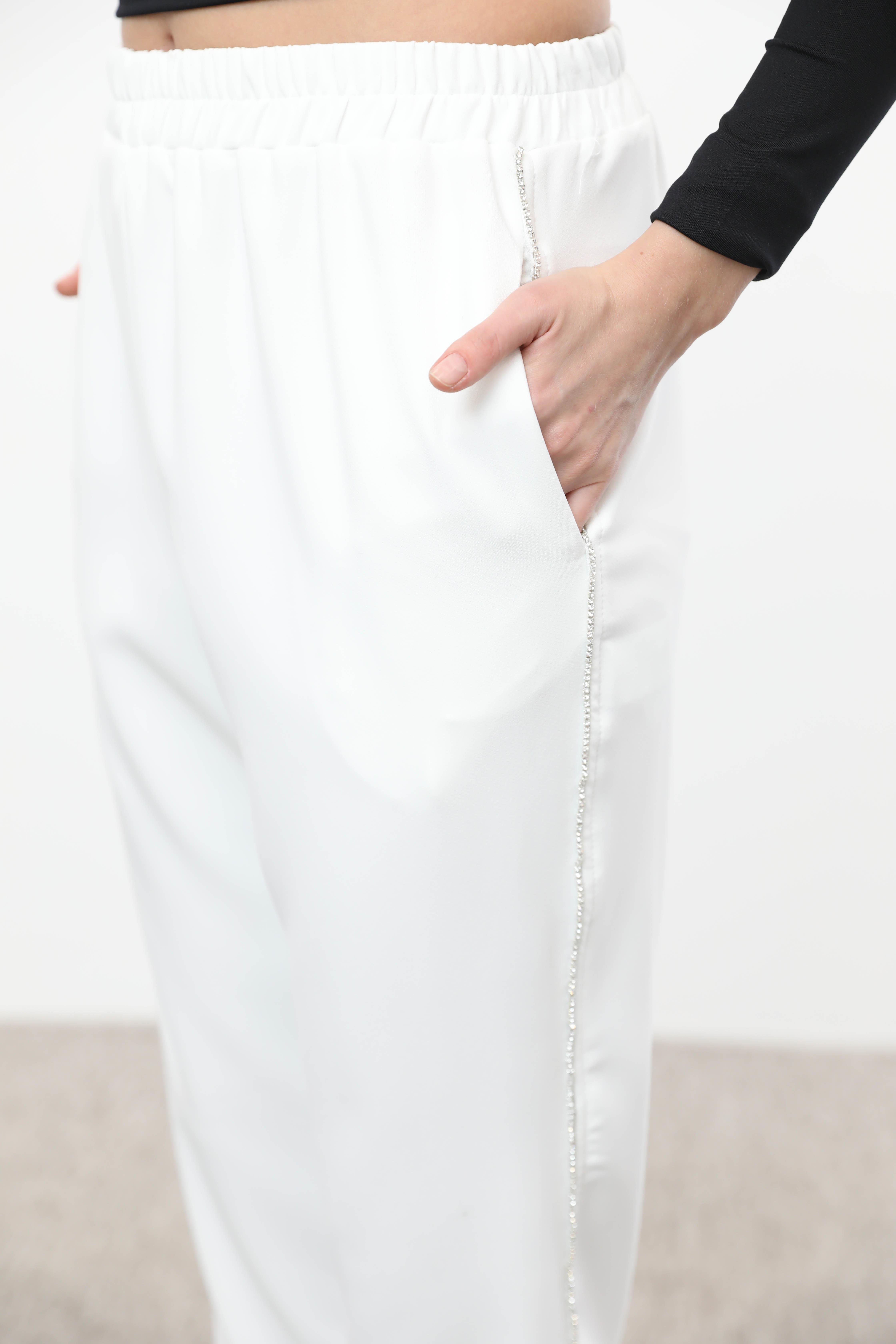 MİSSEMRAMİSS Missemramiss 4682 Shiny Comfort Pantolon - Ekru Missemramiss 4682 Shiny Comfort Pantolon - Ekru - Bilen Giyim Pantolon 