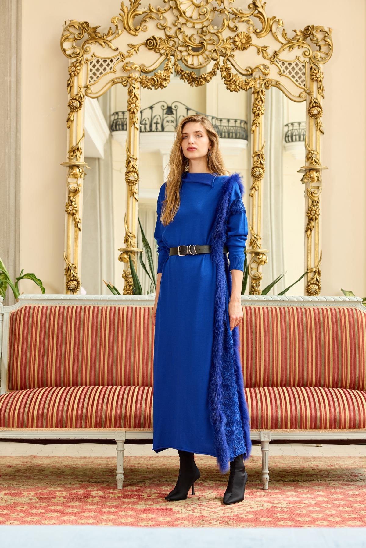 MİSSWHENCE Misswhence 36805 Triko Kürklü Elbise - Saks  Elbise 