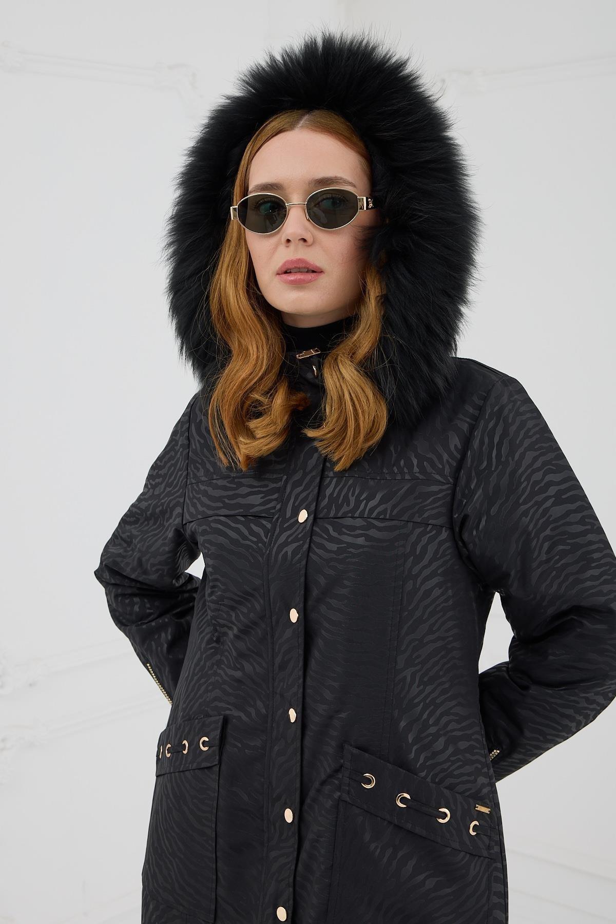 MOODBASİC Moodbasic Mb18.72 Zebra Desenli Gold Detaylı Mont - Siyah  Kaban & Mont 
