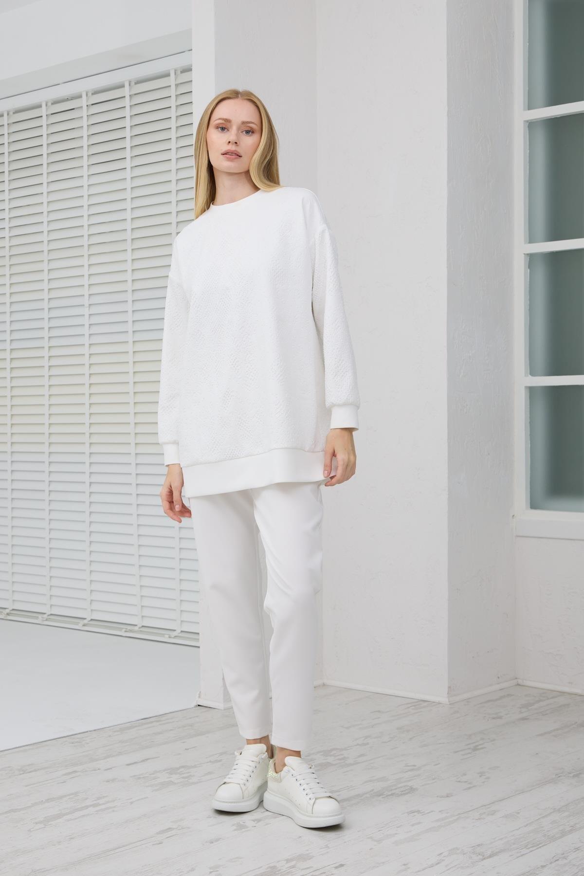 MOODBASİC Moodbasic Mb21.289 Kabartma Desenli Scuba Tunik - Ekru  Tunik 
