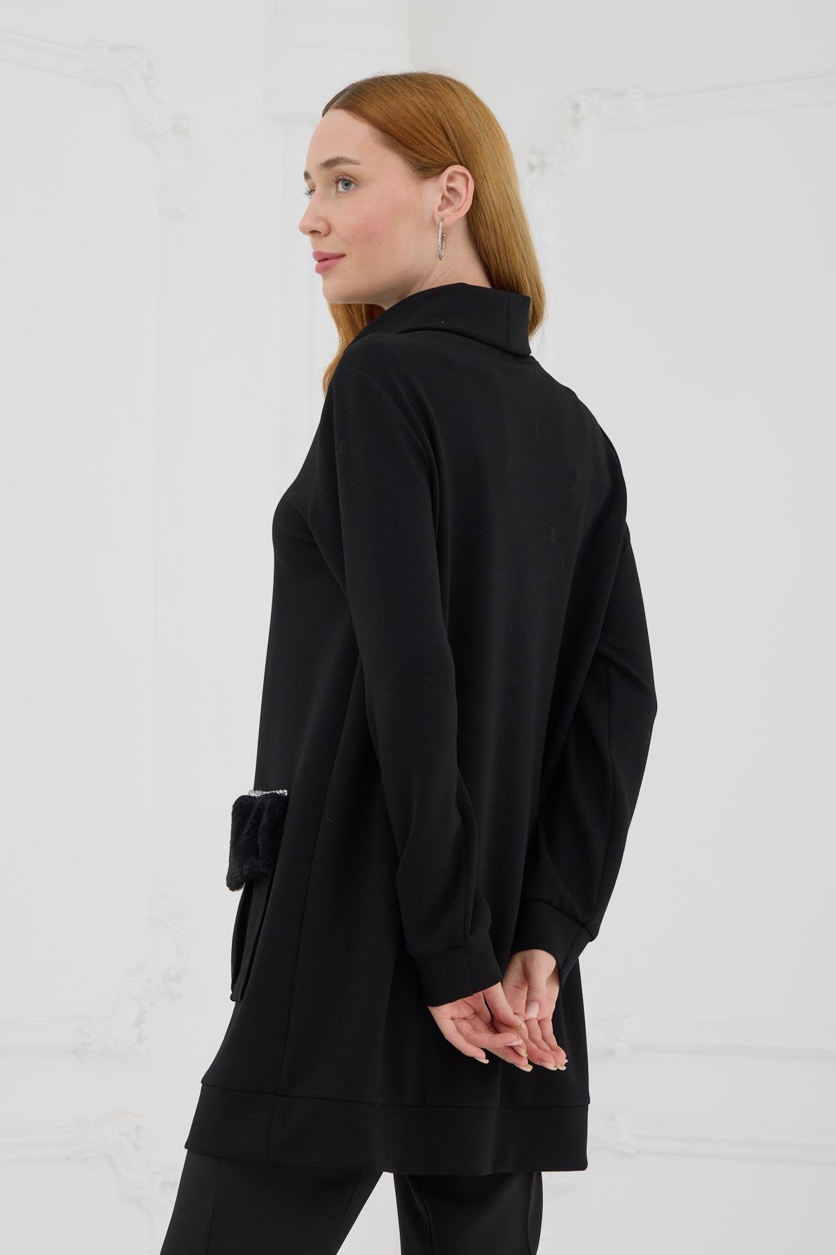 MOODBASİC Moodbasic Mb21.222 Kürk Cepli Sweatshırt - Siyah Moodbasic Mb21.222 Kürk Cepli Sweatshırt - Siyah - Bilen Giyim Tunik 