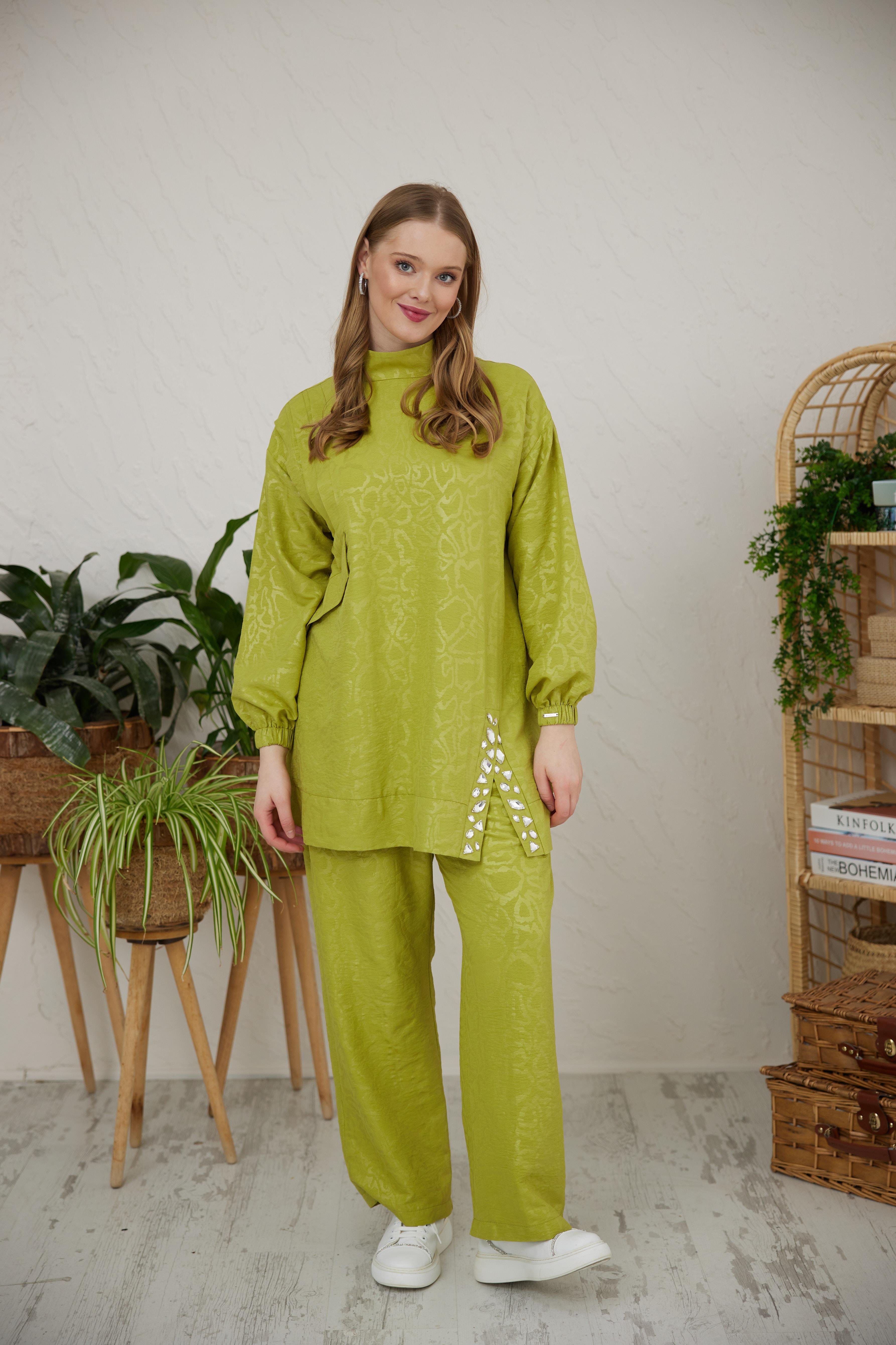 MOODBASİC Moodbasic Mb24.618 Yırtmacı Taşlı Pamuklu Takım - Asit Sarı  Takım