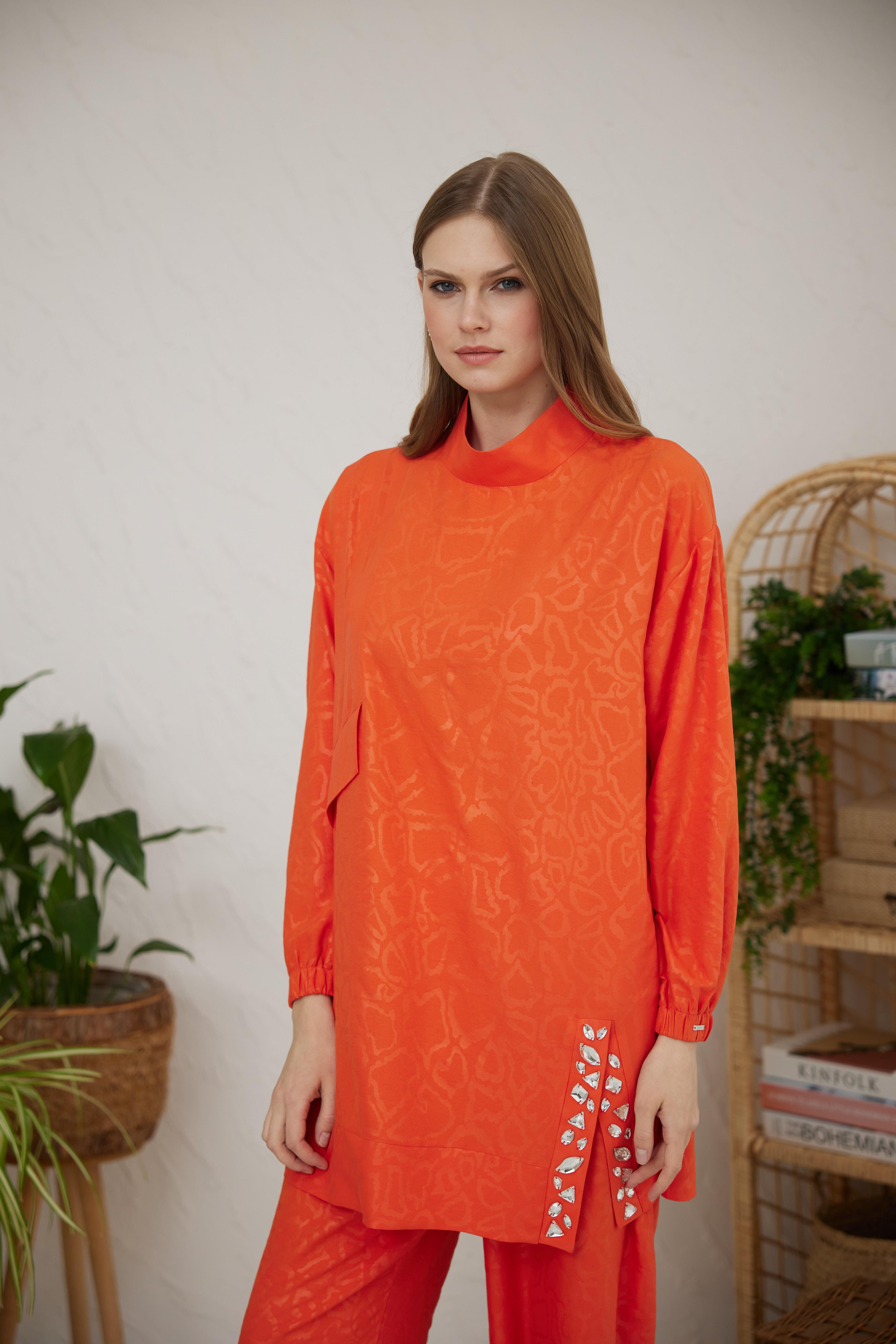 MOODBASİC Moodbasic Mb24.618 Yırtmacı Taşlı Pamuklu Takım - Oranj  Takım