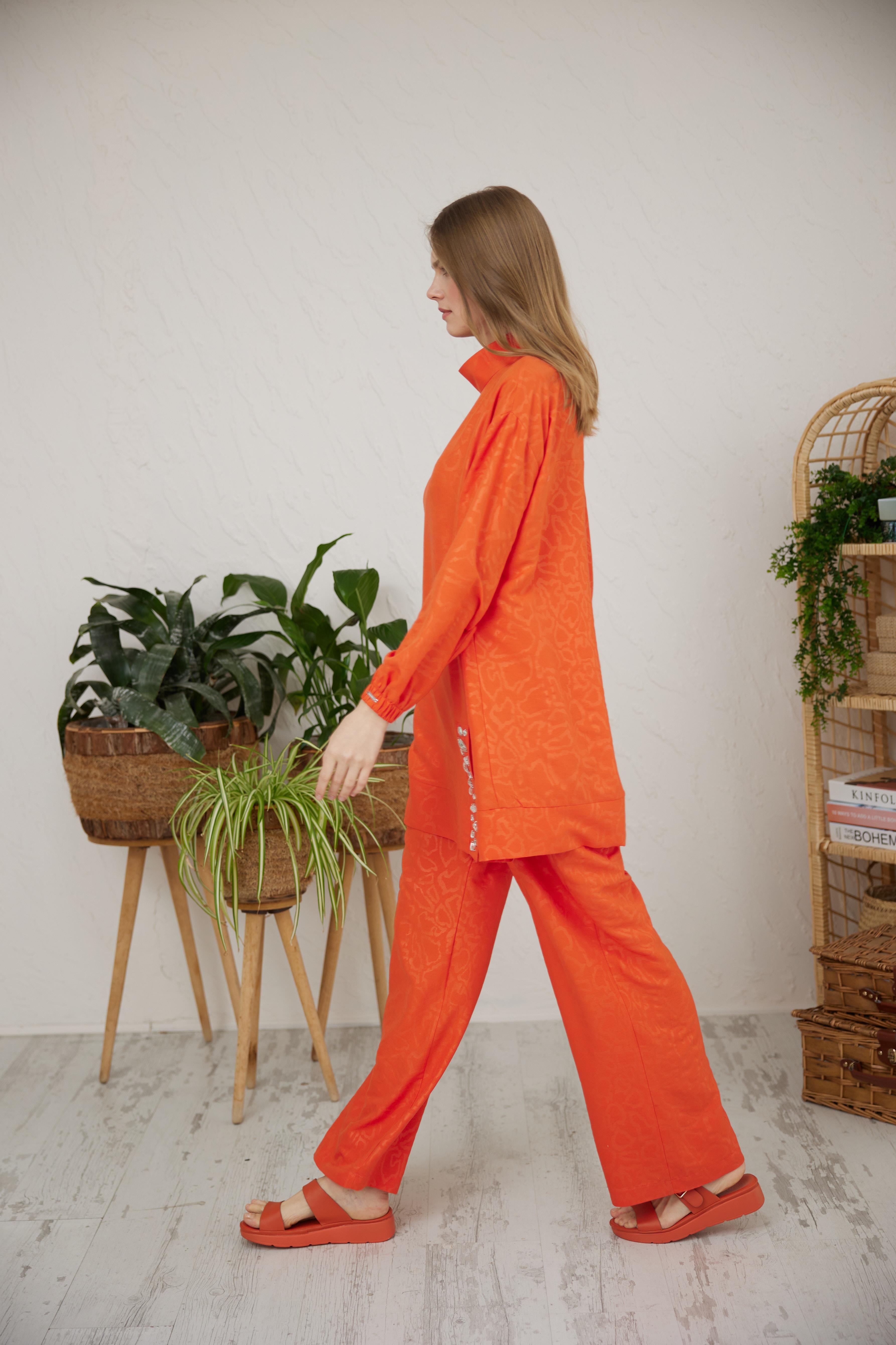 MOODBASİC Moodbasic Mb24.618 Yırtmacı Taşlı Pamuklu Takım - Oranj  Takım