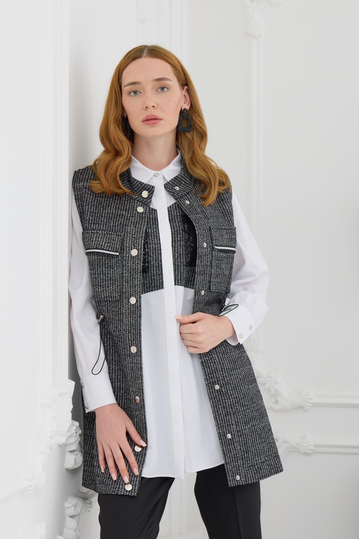 MOODBASİC Moodbasic Mb28.72 Gümüş Şeritli Triko Yelek - Siyah Moodbasic Mb28.72 Gümüş Şeritli Triko Yelek - Siyah - Bilen Giyim Yelek 