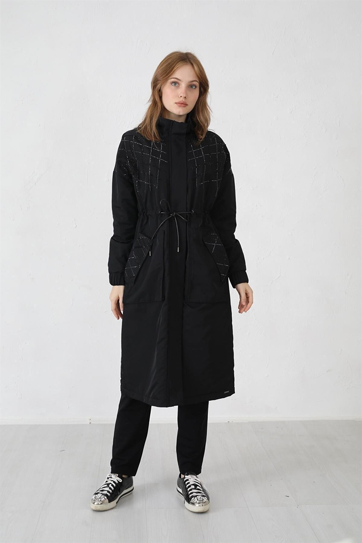 Moodbasic Mb18.44 Taşlı Kapişonlu Mont - Siyah Kaban & Mont
