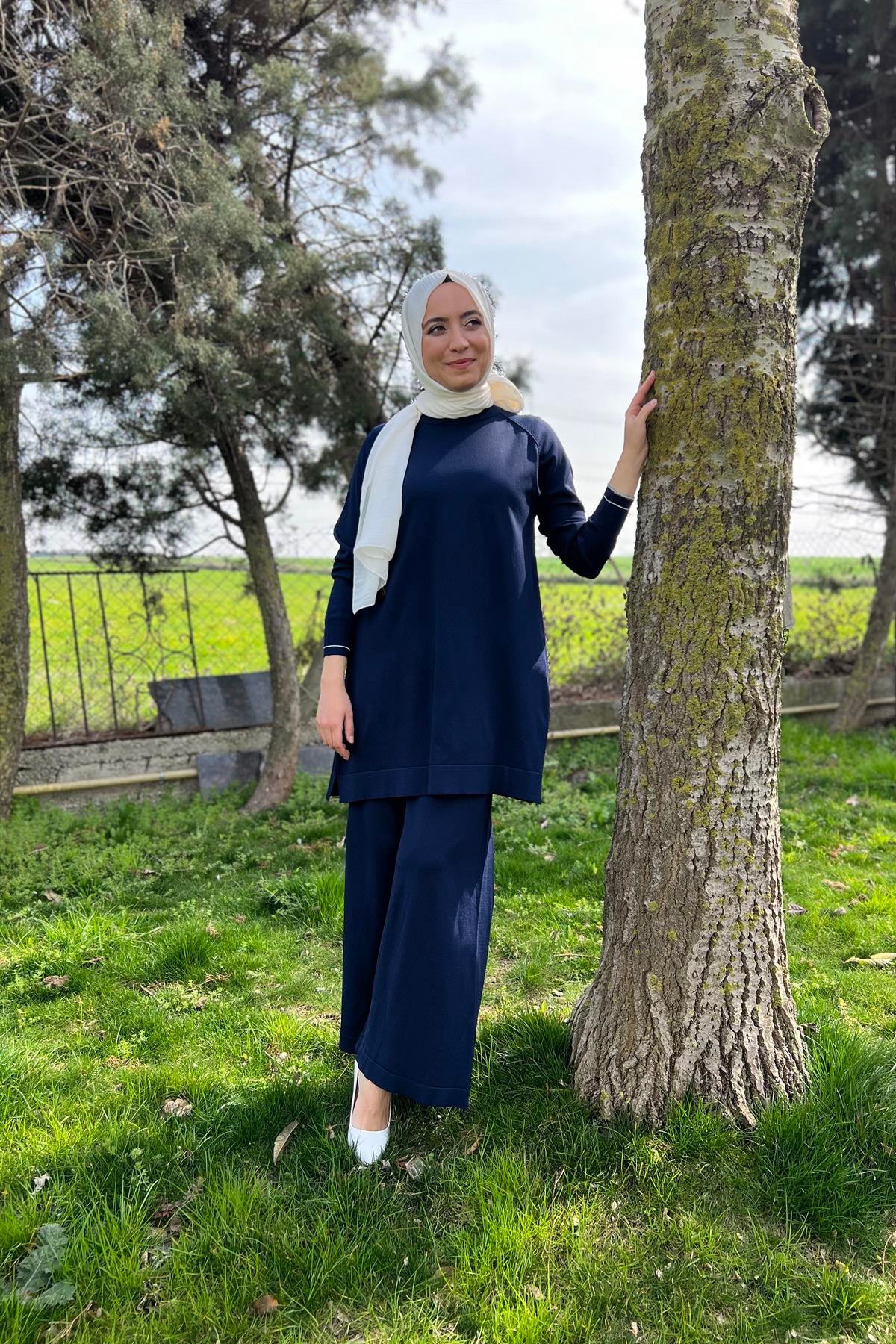 NUSS Nuss 705 Bol Paça Pantolonlu Triko Takım - Lacivert Nuss 705 Bol Paça Pantolonlu Triko Takım - Lacivert Takım NUSS Takım