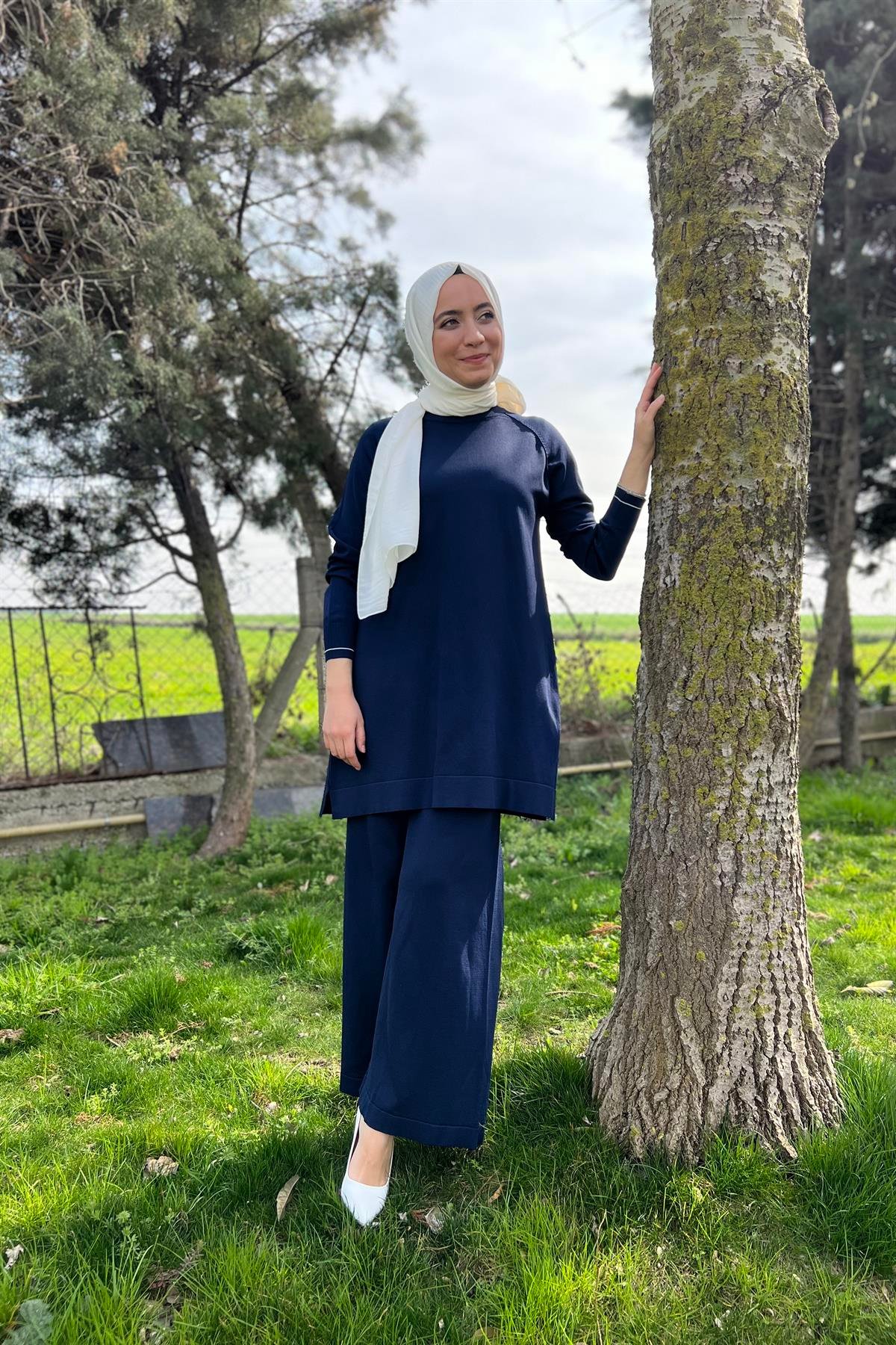 NUSS Nuss 705 Bol Paça Pantolonlu Triko Takım - Lacivert Nuss 705 Bol Paça Pantolonlu Triko Takım - Lacivert Takım NUSS Takım