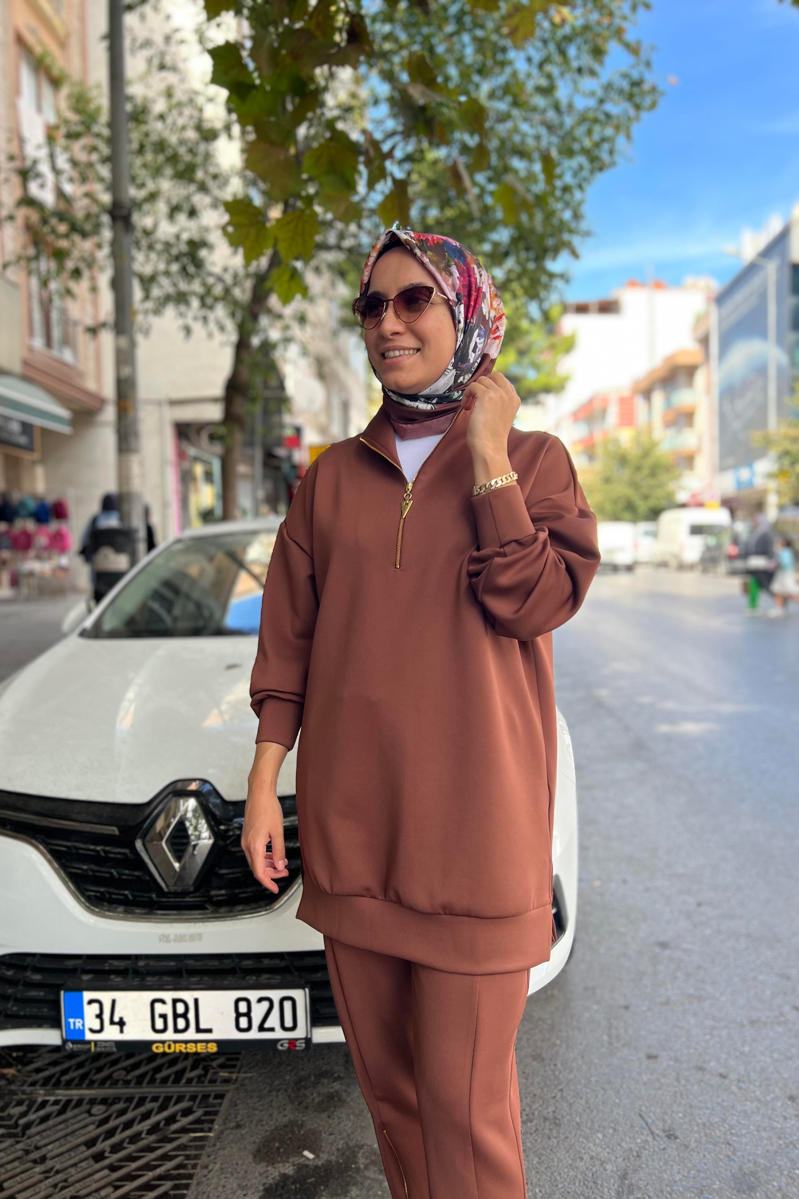 PUANE Yaka Ve Paça Scuba Pantolonlu Takım 14176 - Browni  Takım
