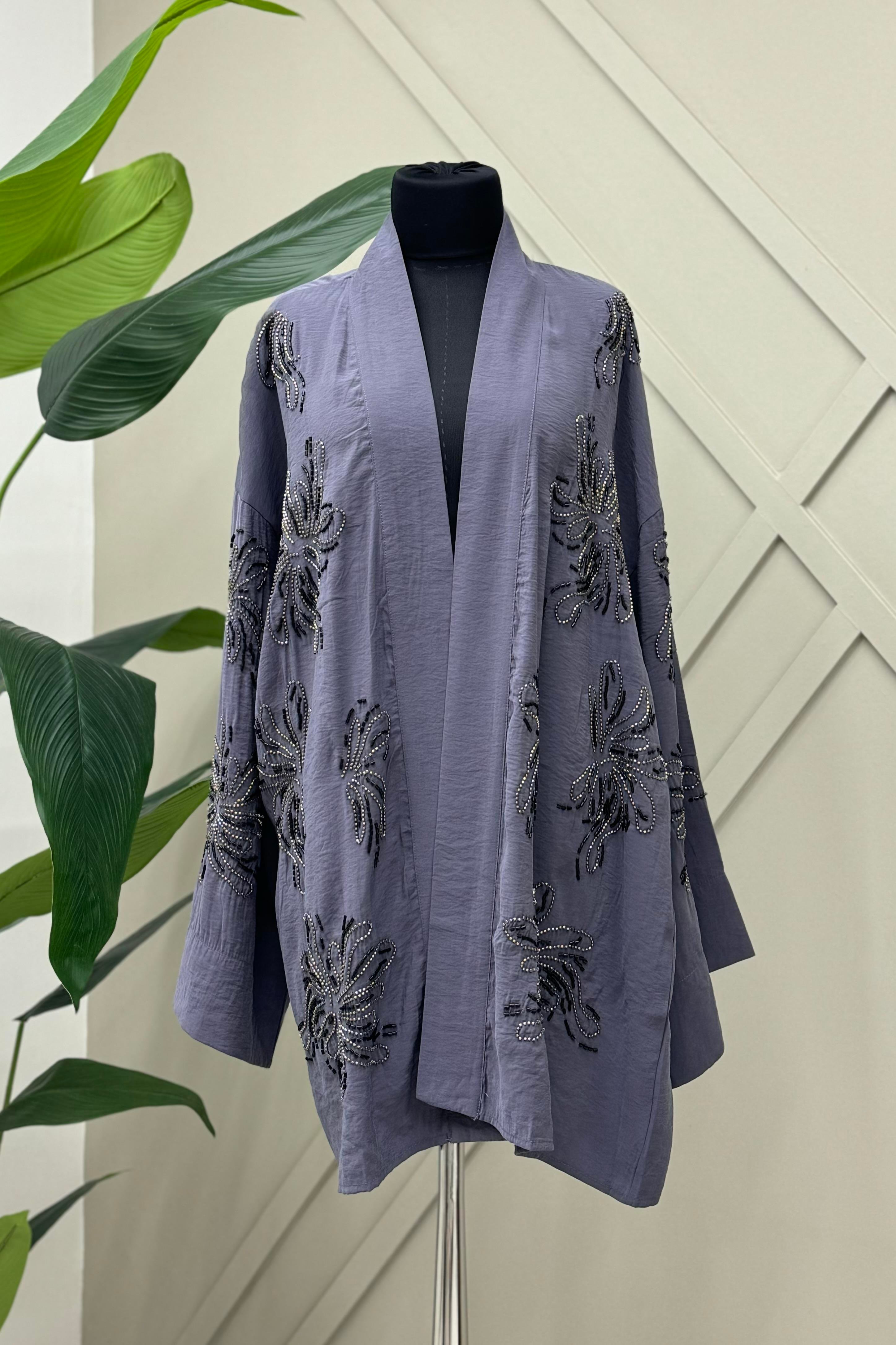 Yaprakları Boncuk İşlemeli Kimono 33811 - Antrasit - Bilen Giyim