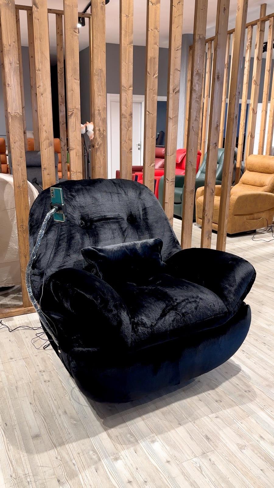  Premium Sallanan Baba Koltuğu Siyah Tavşan Tüyü  