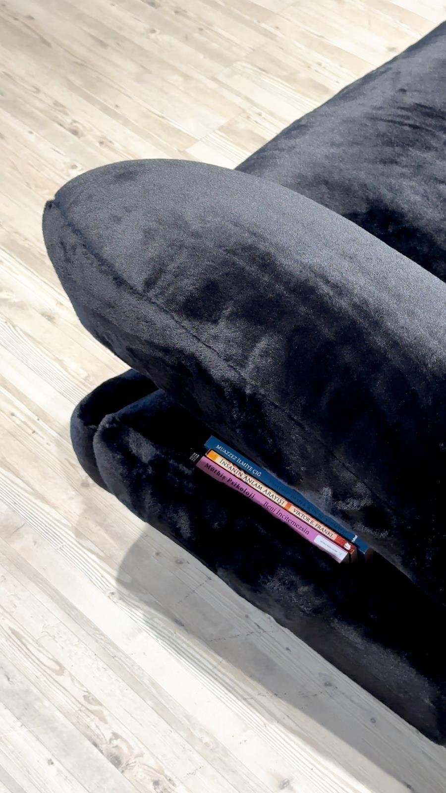  Premium Sallanan Baba Koltuğu Siyah Tavşan Tüyü  