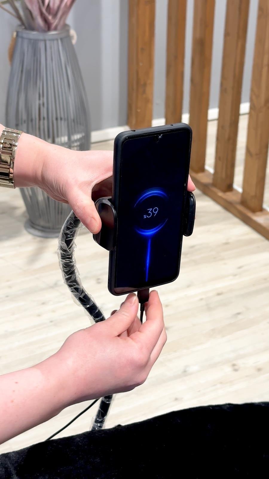  Premium Sallanan Baba Koltuğu Siyah Tavşan Tüyü  