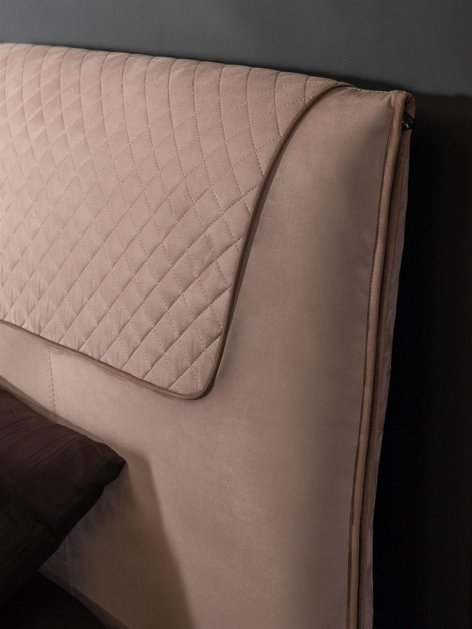 Dekorbizden Bentley Yatak Odası Karyola