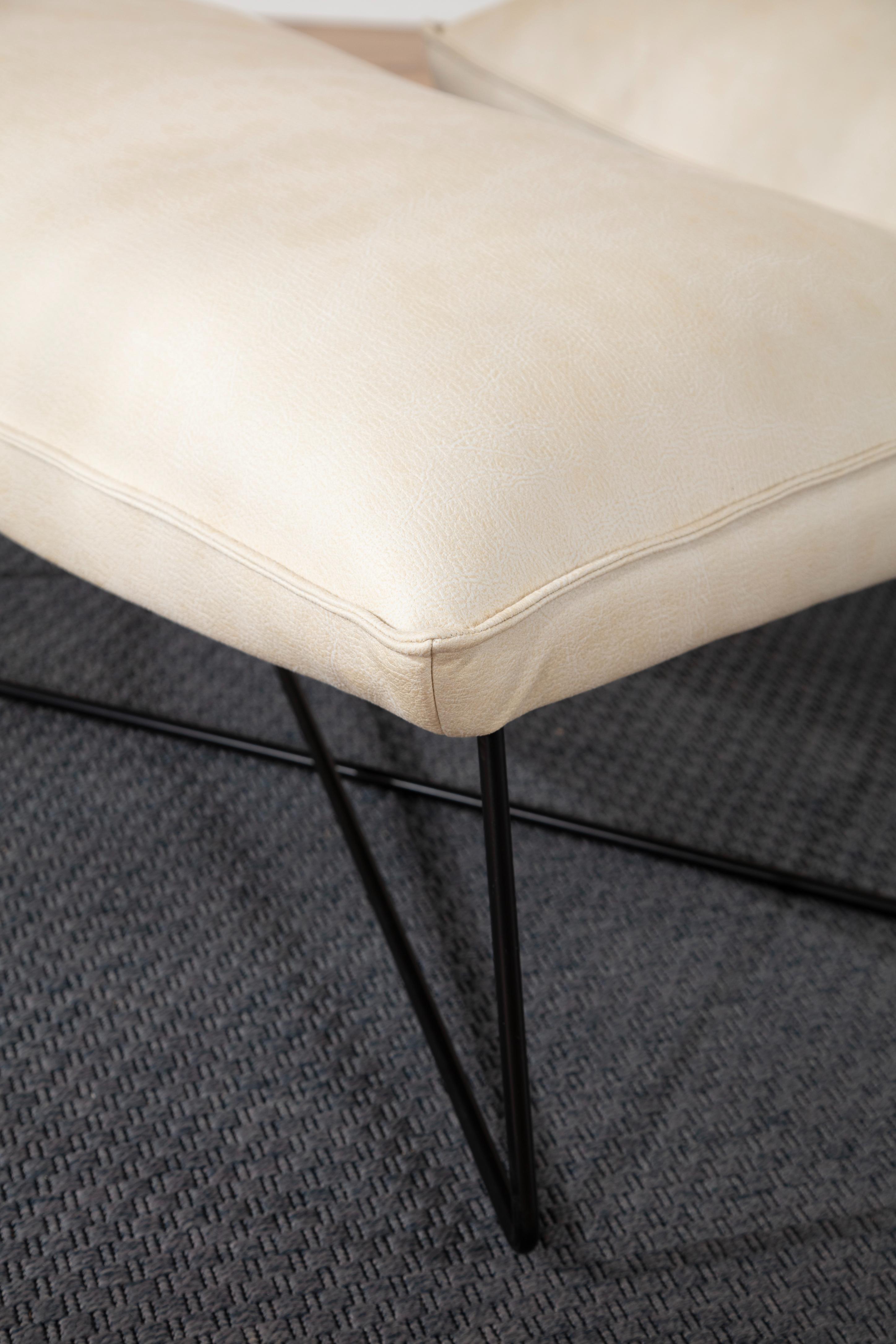 Dekorbizden Dorchy Beyaz Tek Kişilik Yataklı Berjer