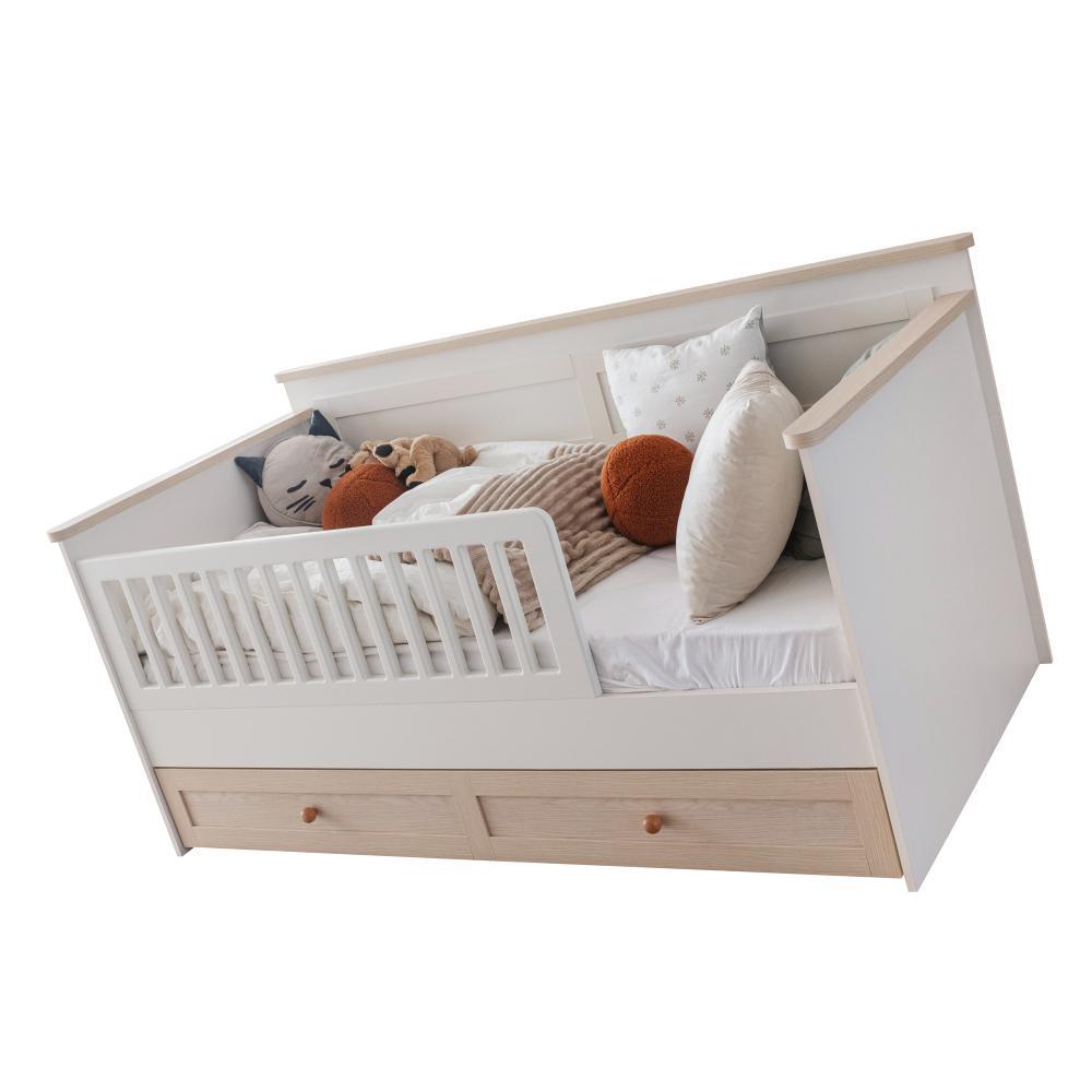 Dekorbizden Dünya Bebek Odası Takımı