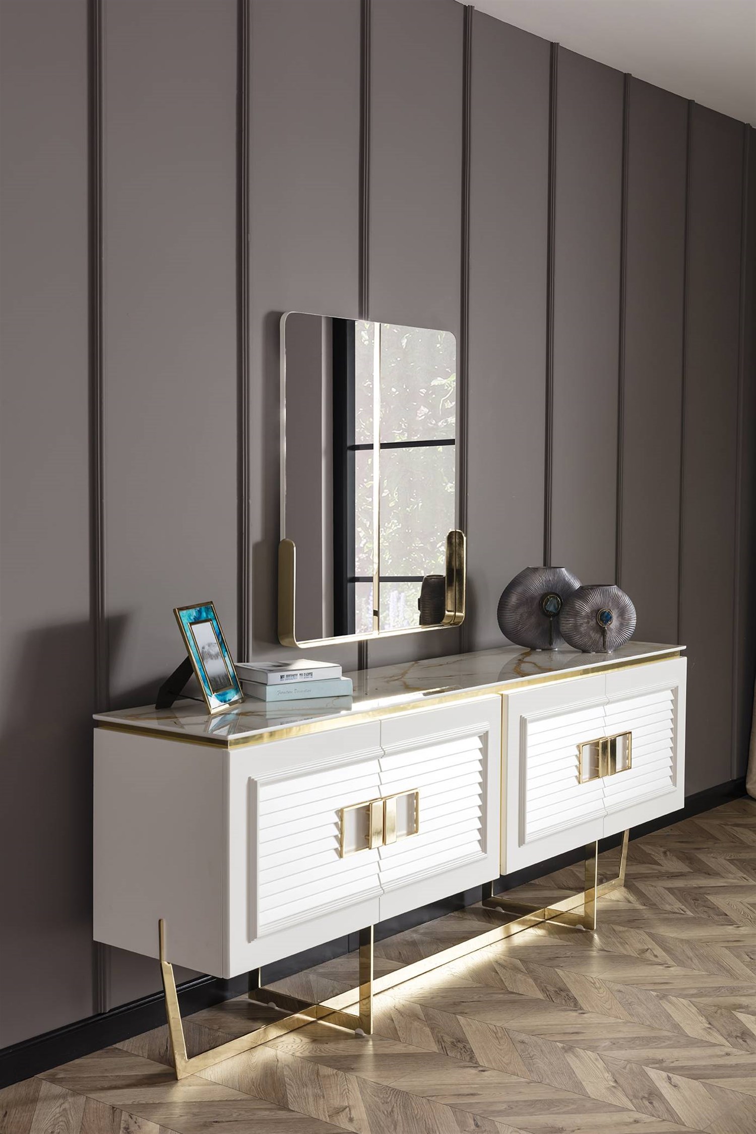 Dekorbizden Gloria Yemek Odası Takımı