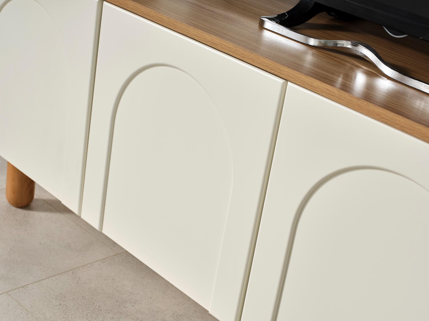 Dekorbizden İstinye Tv Ünitesi