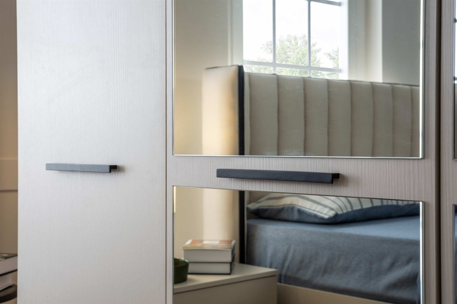 Dekorbizden Laris Yatak Odası Takımı