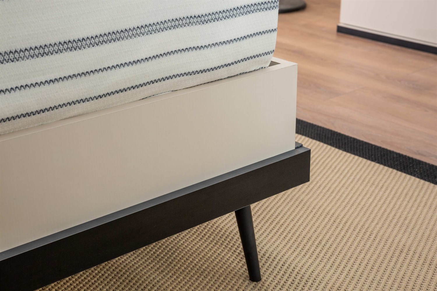 Dekorbizden Laris Yatak Odası Takımı