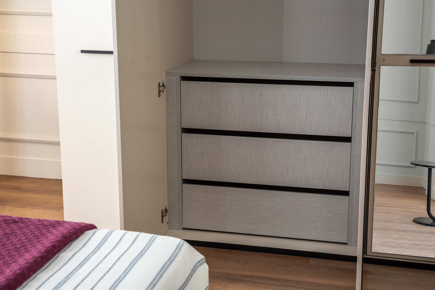 Dekorbizden Laris Yatak Odası Takımı