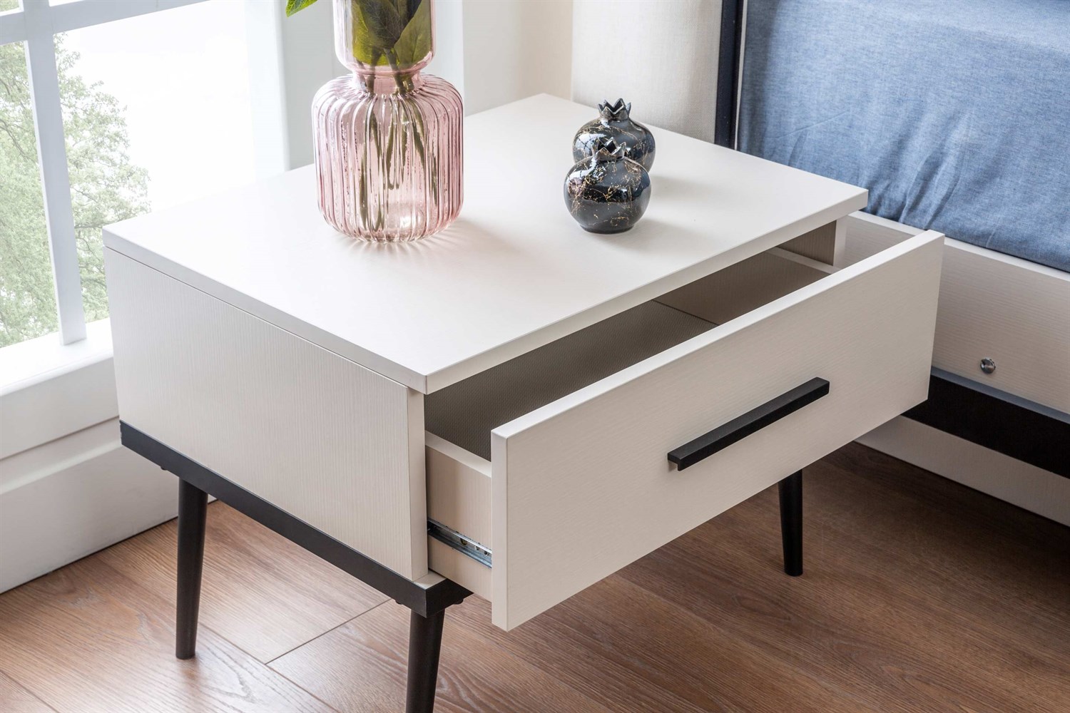 Dekorbizden Laris Yatak Odası Takımı