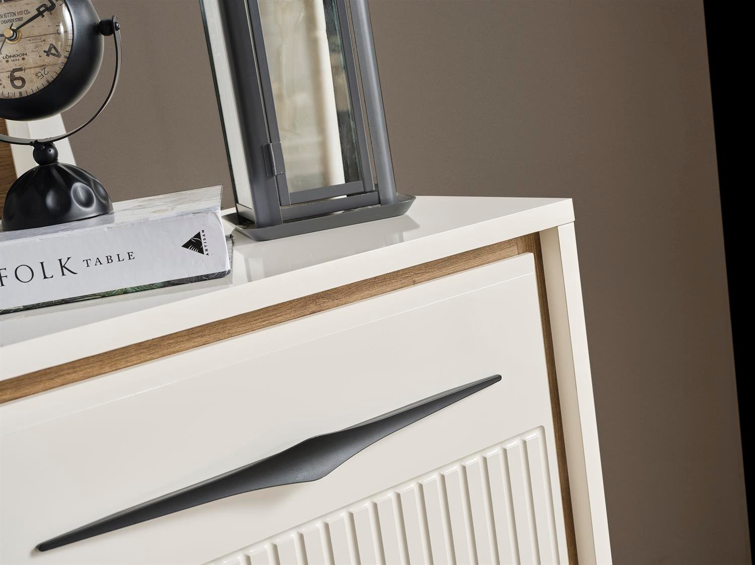 Dekorbizden Lorenze Yemek Odası Takımı