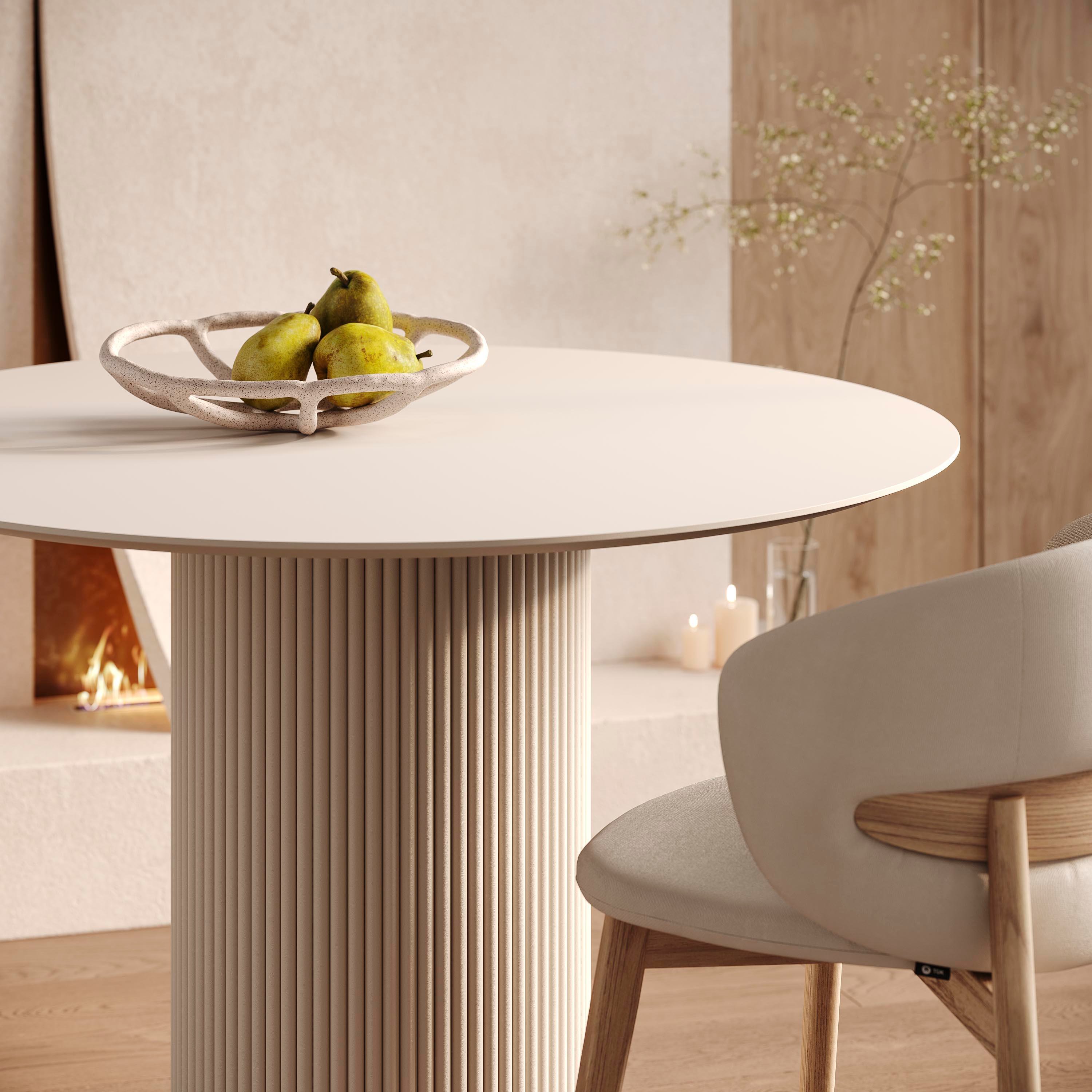 Dekorbizden Luna Yemek Masası