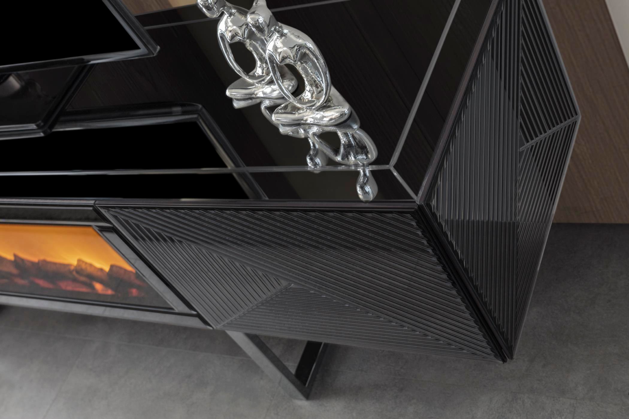 Dekorbizden Maserati Tv Ünitesi