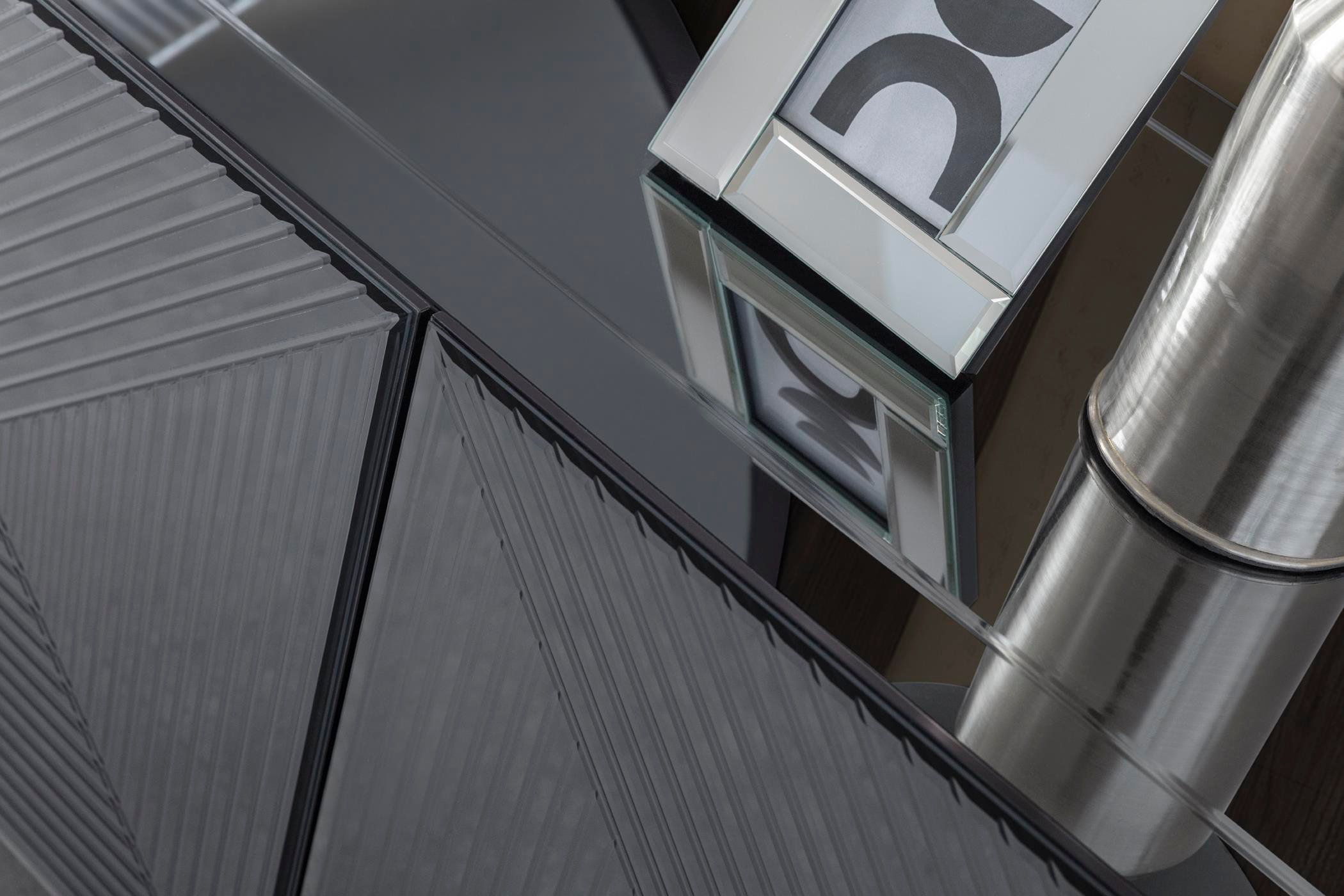 Dekorbizden Maserati Yemek Odası Takımı 