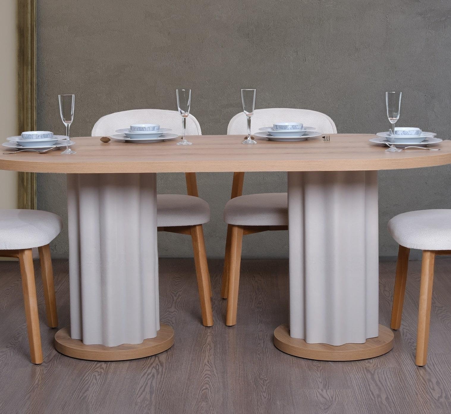 Dekorbizden Oval Meşe Yemek Masası