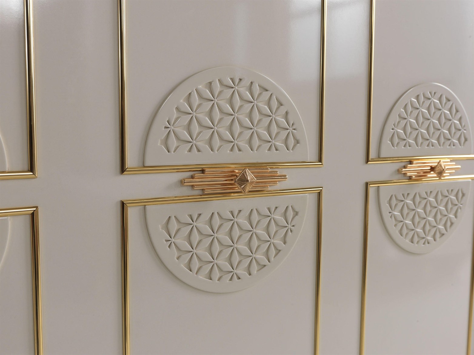 İpek Yatak Odası Takımı