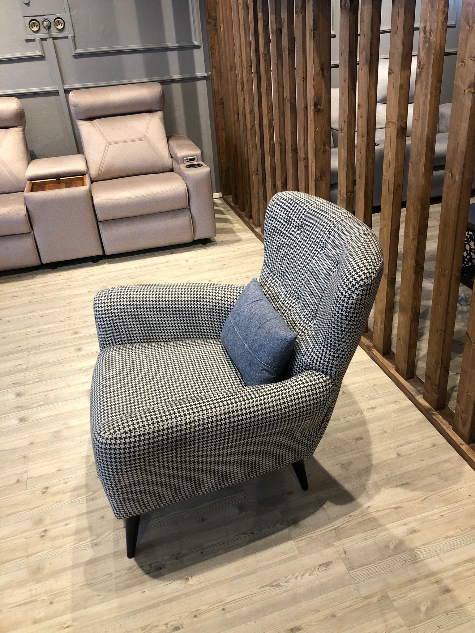 Kaz Ayağı Retro  Berjer 