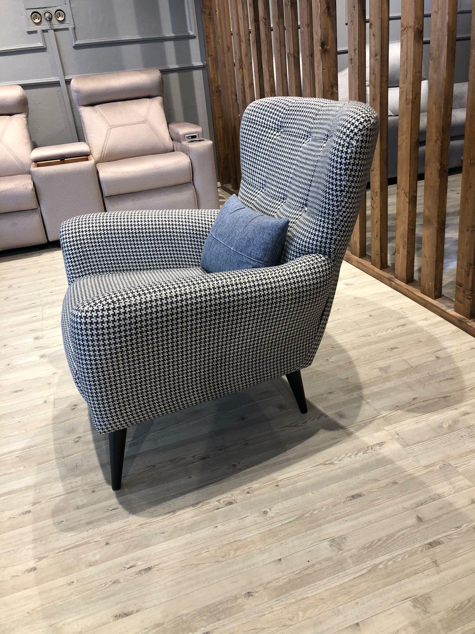 Kaz Ayağı Retro  Berjer 