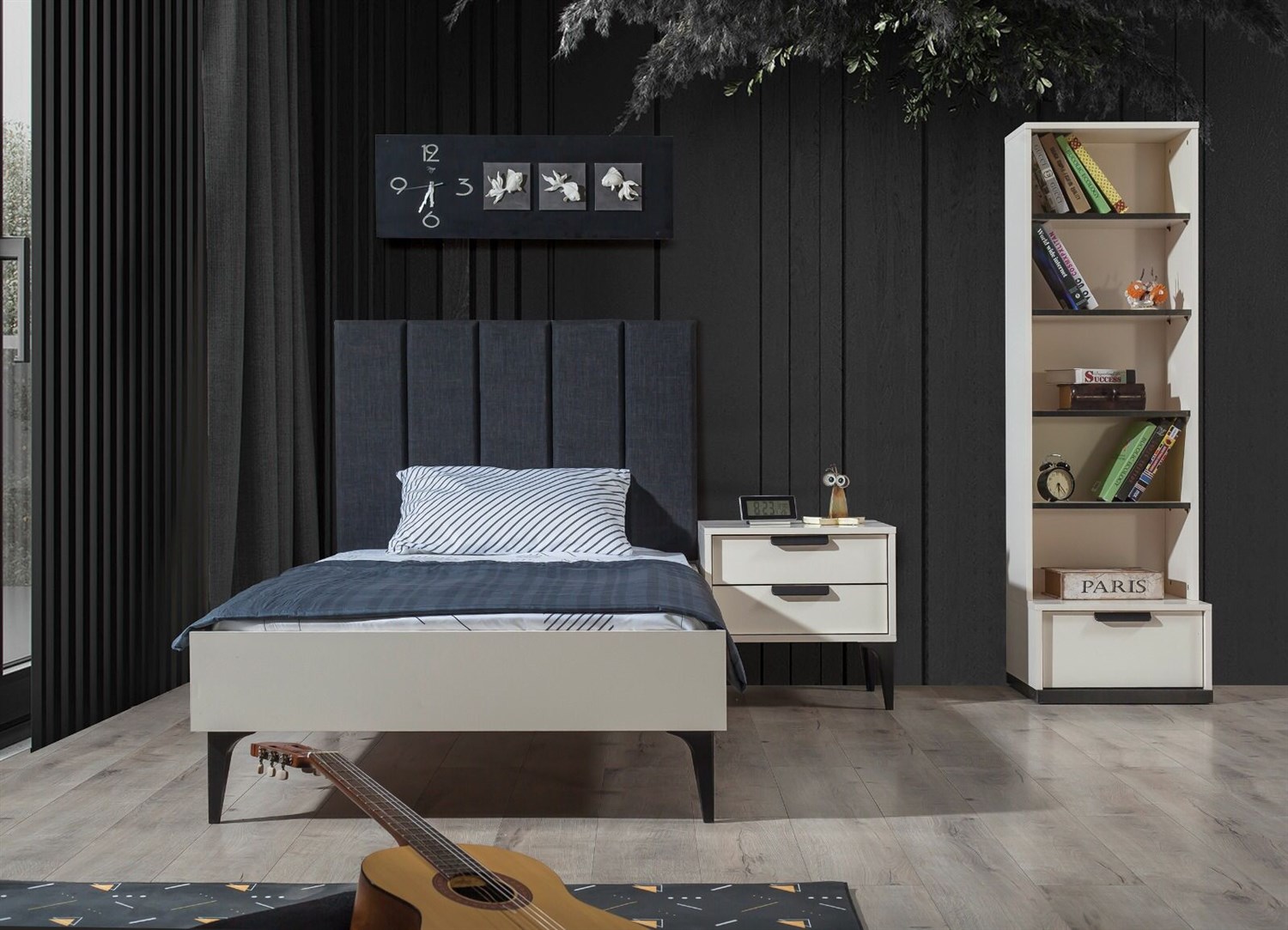 Kolezyum Ay Genç Odası Kitaplık