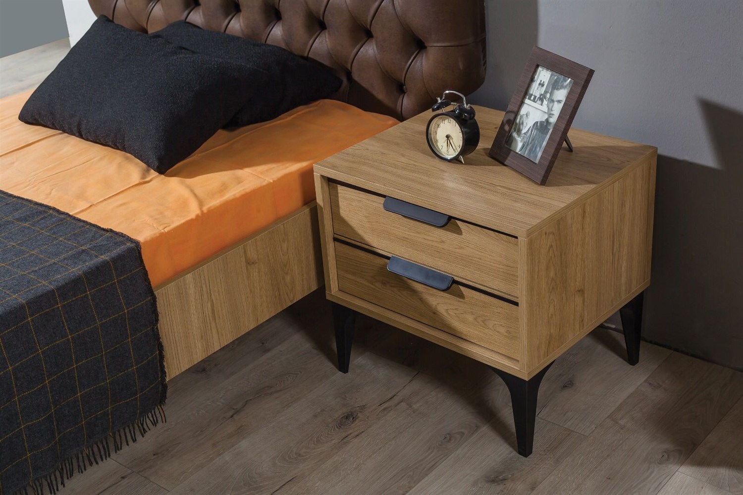 Kolezyum Genç Odası Komodin