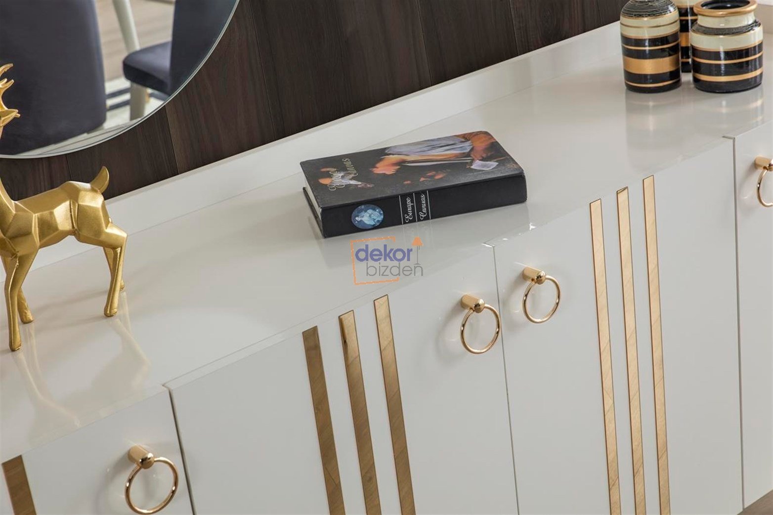 Lotus Yemek Odası Konsol Aytaşı