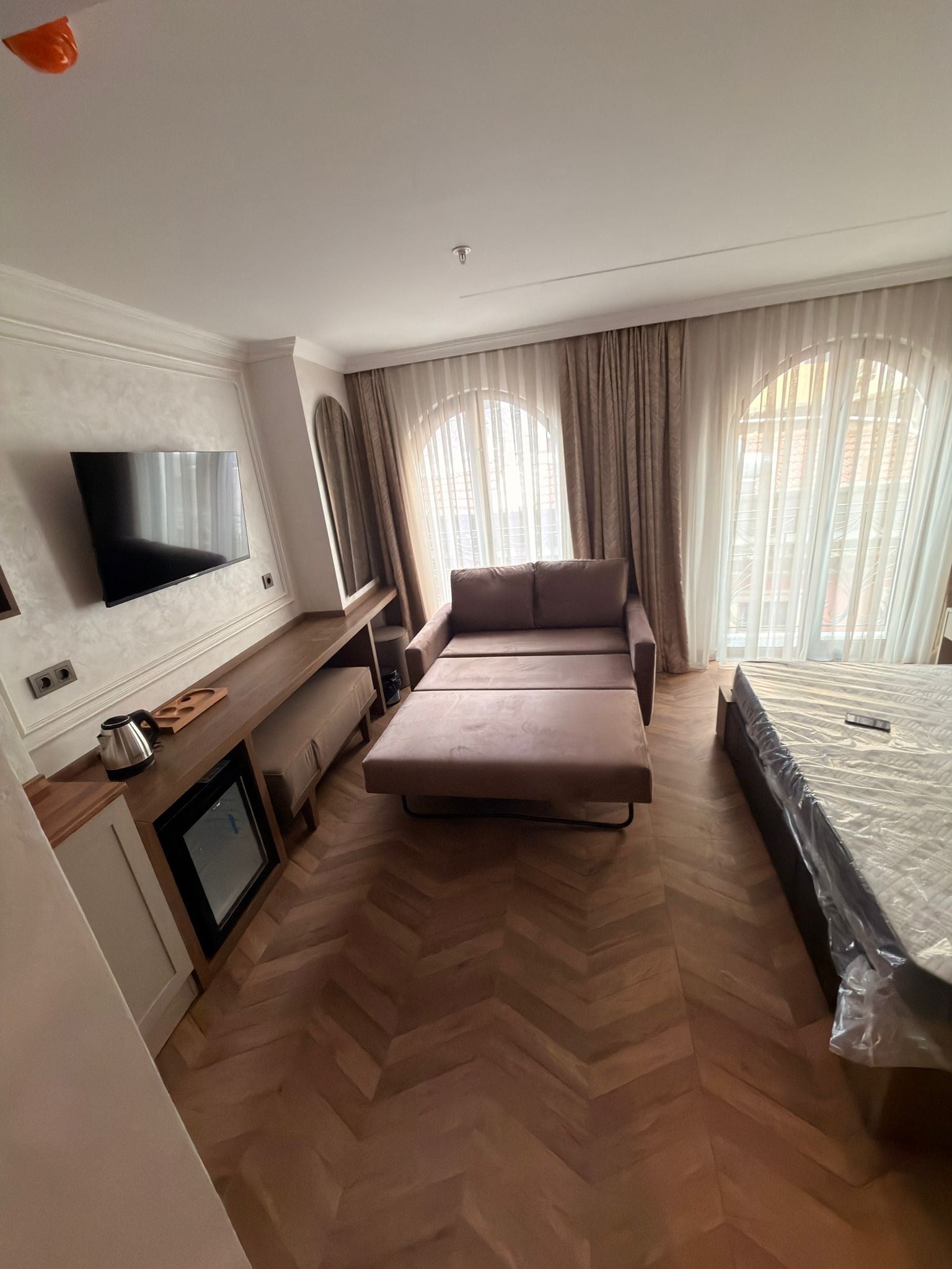 Parla Otel Teslimatı 