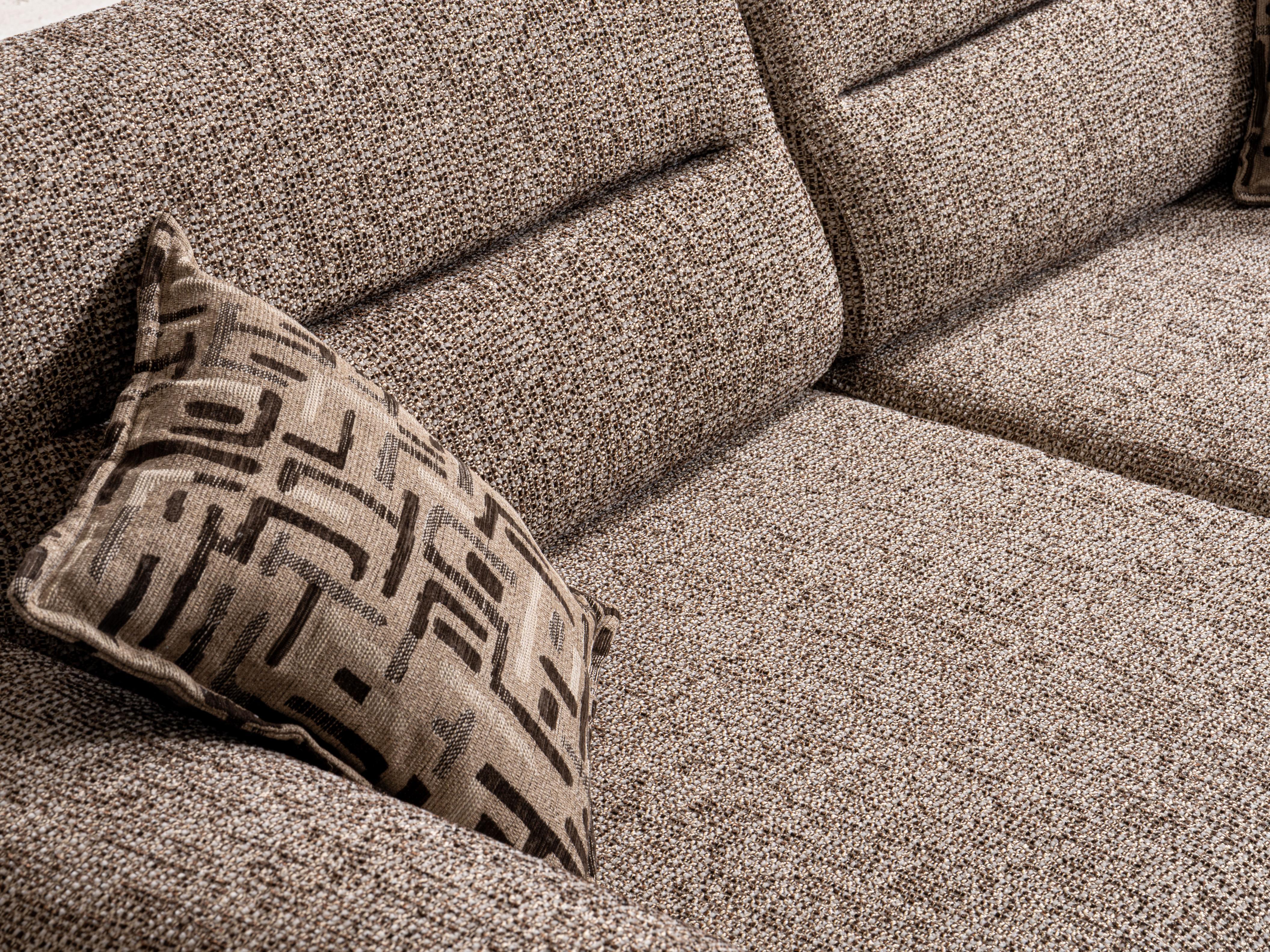 Tokyo Üçlü Koltuk