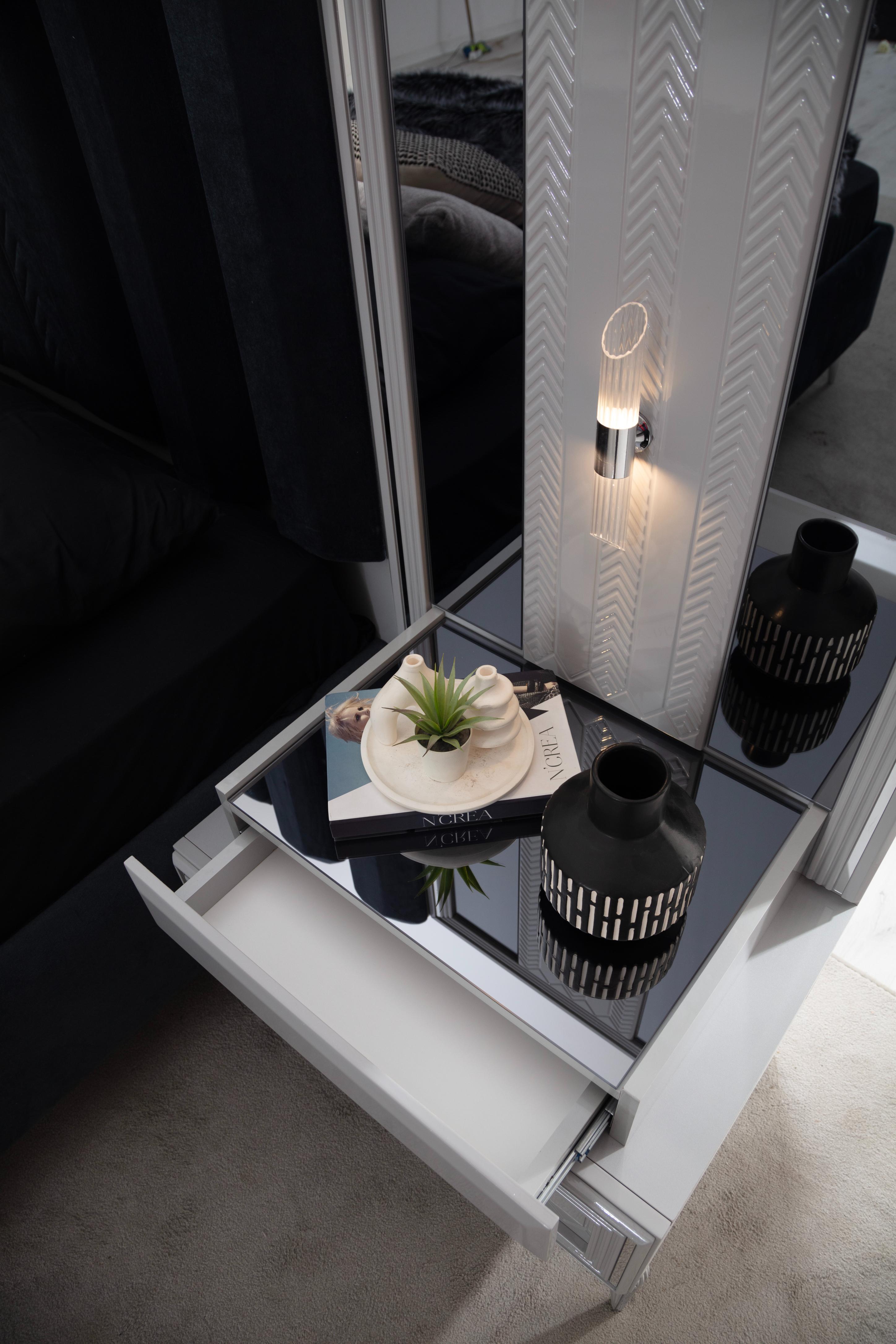 Velar Sis Yatak Odası Komodin