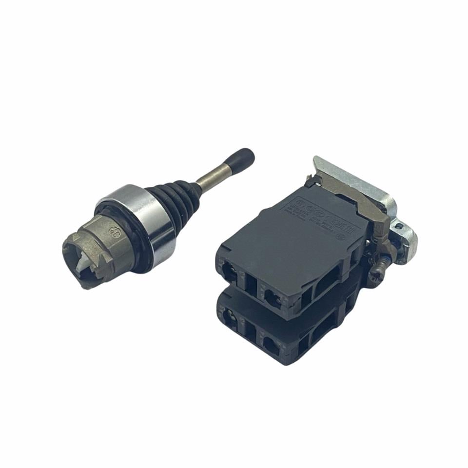 SCHNEIDER JOYSTICK BUTON METAL (YAYLI) (4 YÖNLÜ) (1NA YÖN BAŞINA) (22 MM)